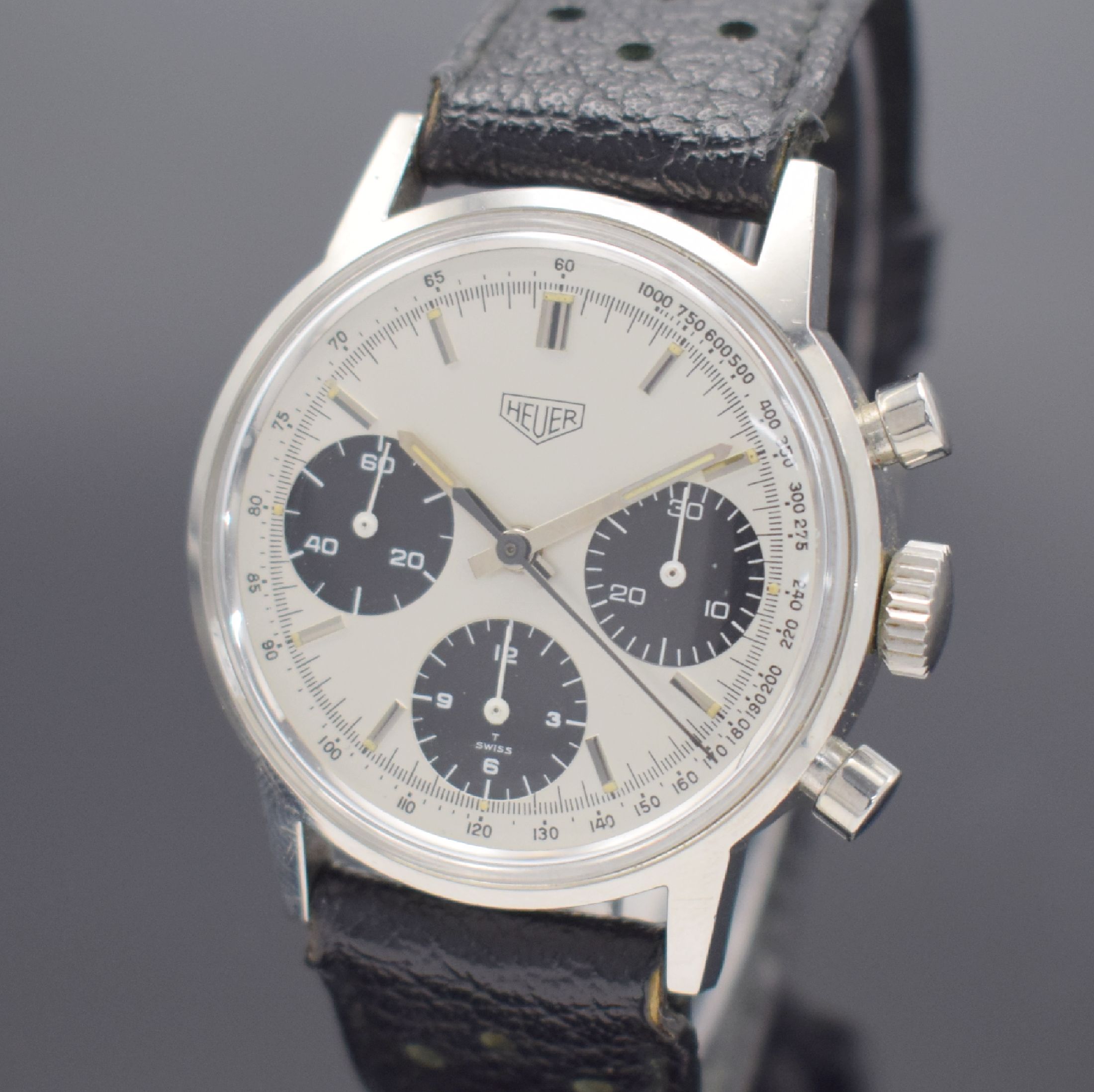 Detail a: HEUER seltener Armbandchronograph Referenz 73623, Schweiz um 1971, Handaufzug, Edelstahlgeh. inkl. Lederband m. Heuer Dornschl., Boden verschr., ...