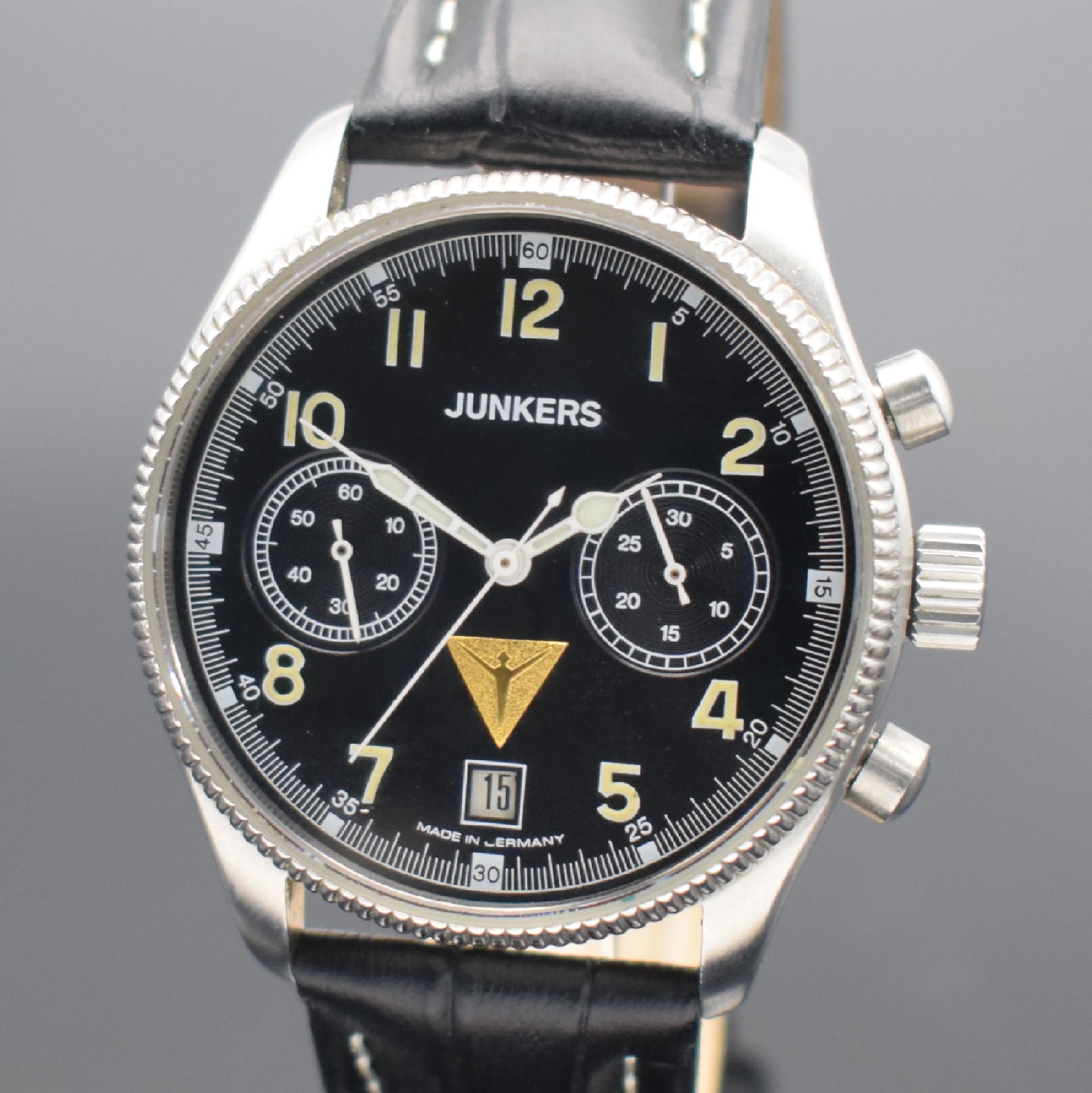Detail a: JUNKERS Herrenarmbanduhr mit Chronograph, Deutschland um 2000, Handaufzug, beids. vergl. Edelstahlgeh., Boden verschr., schwarzes Kontrastzifferbl., ...