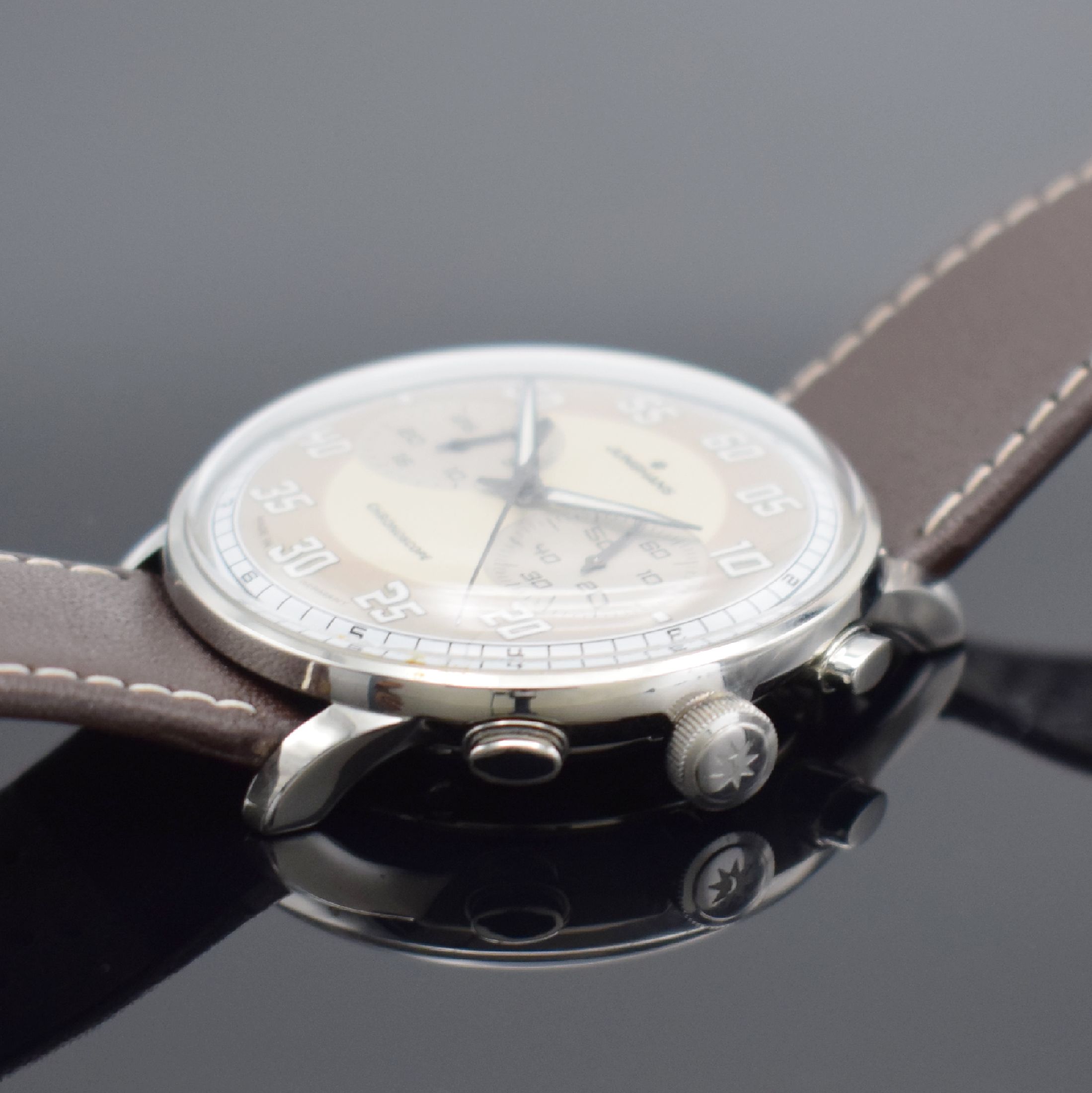 Detail c: JUNGHANS Armbandchronograph Meister Driver Chronoscope Referenz 027/3684.00, Automatik, Schweiz um 2015, Edelstahlgeh. inkl. orig. Lederband m. orig. ...