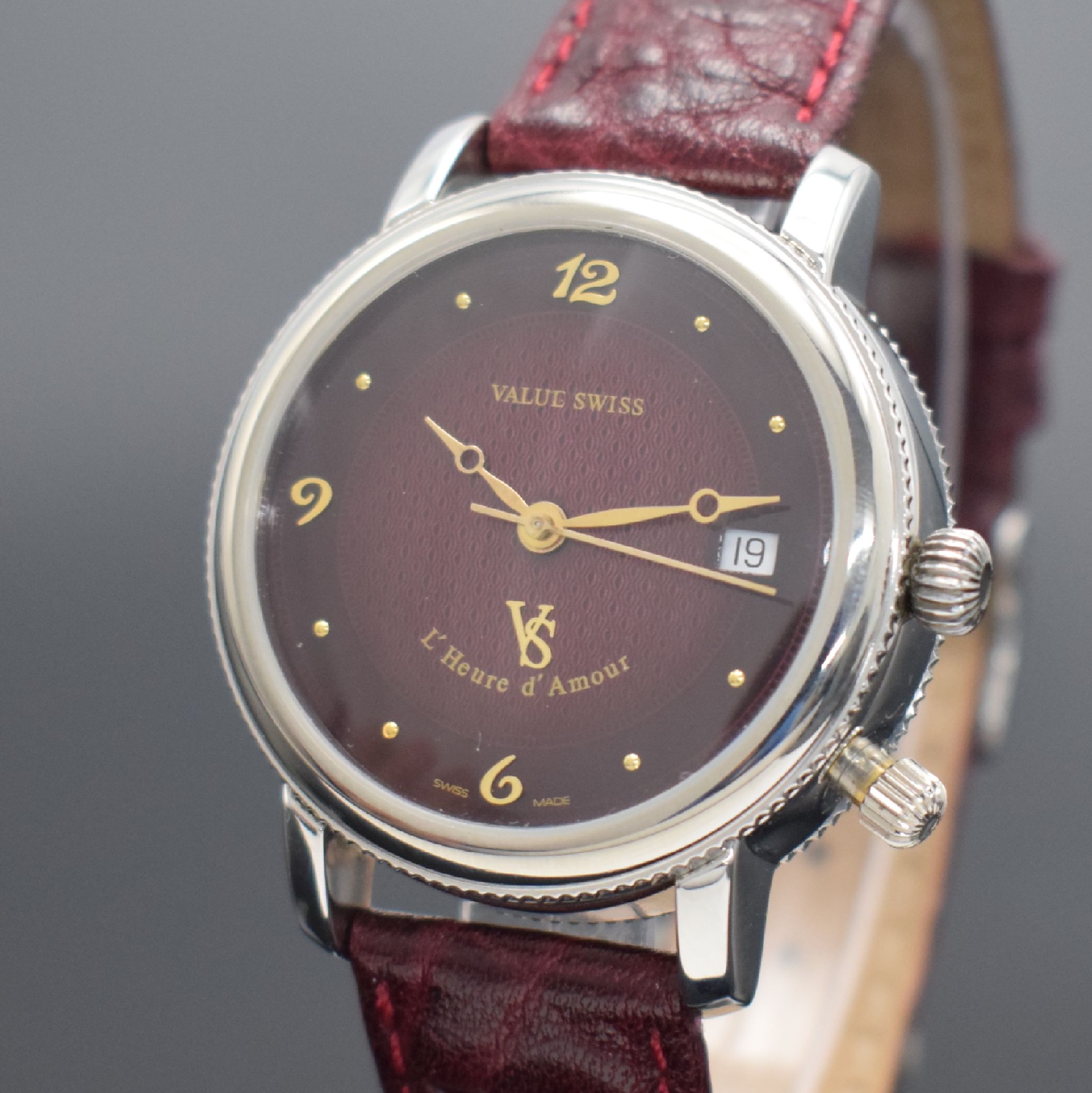 Detail a: VALUE SWISS Herrenarmbanduhr Modell L´Heure D´Amour, Handaufzug, auf 5000 Stück lim. Sondermodell in Edelstahl inkl. orig. Lederband m. orig. ...