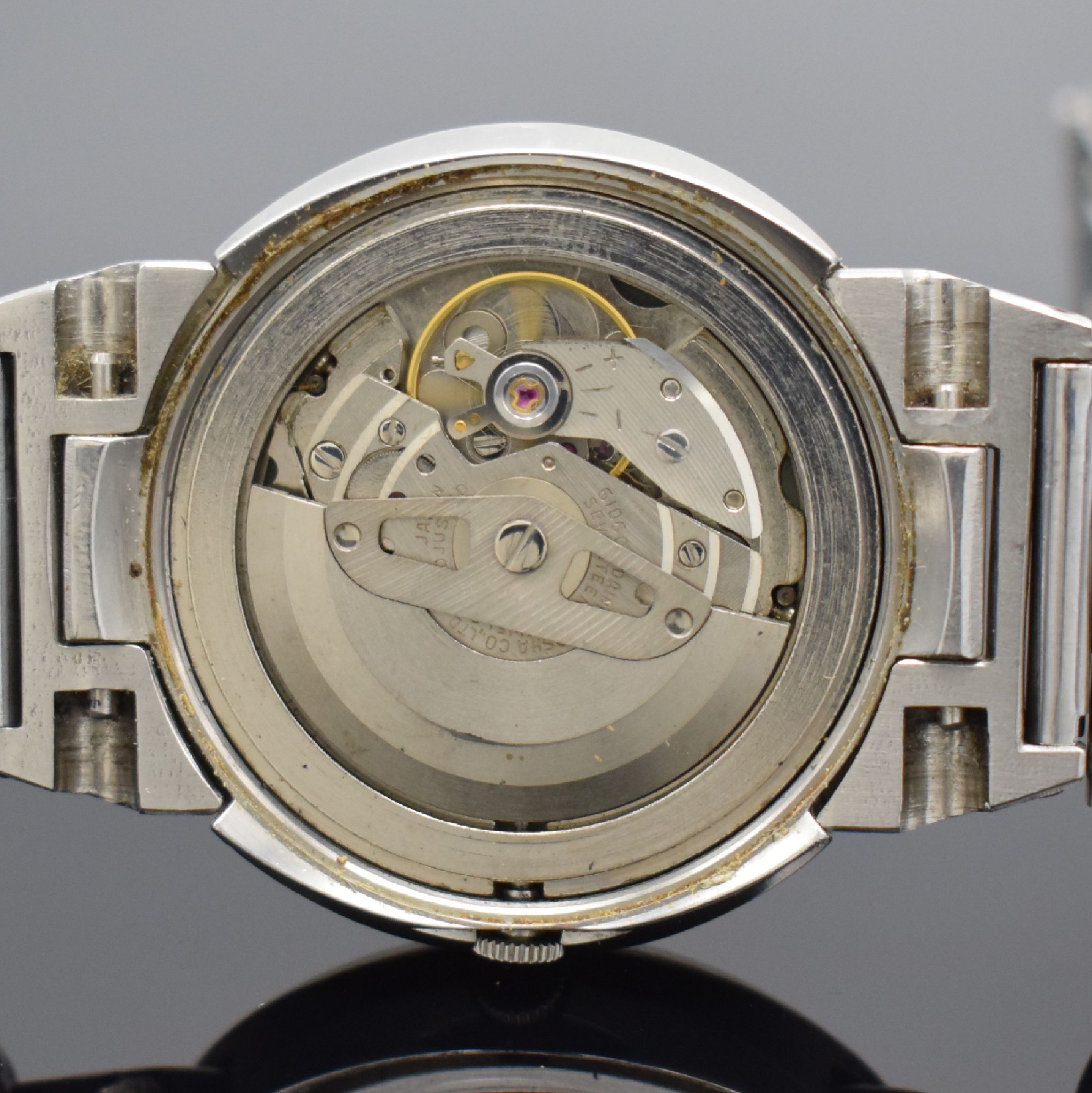 Detail h: 2 SEIKO Herrenarmbanduhren in Stahl, Japan 1970/80er Jahre, Automatik, 1) DX, Ref. 6106- 5459, Boden geschr., neutr. Gliederband, grünes ...