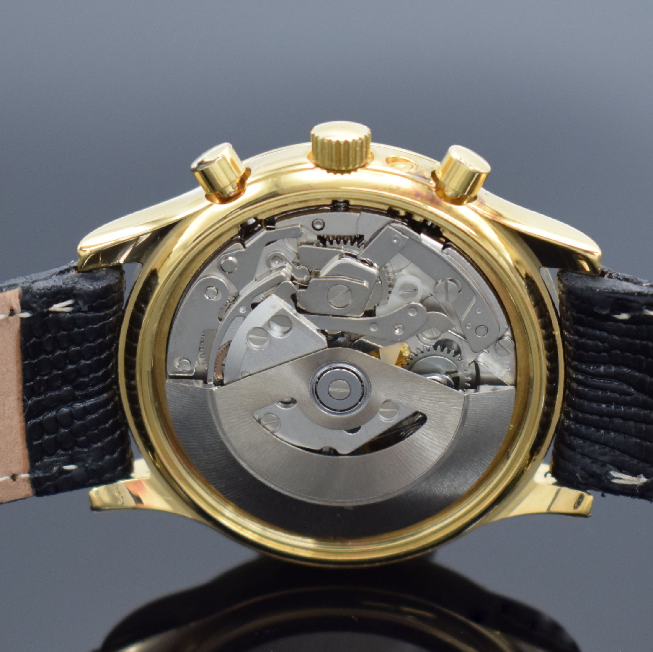Detail d: CHRONOSWISS / ALFRED Rochat & Fils Armbandchronograph Referenz 77990, Automatik, Schweiz um 1995, verg. Metallgeh., Edelstahlboden verschr., ...
