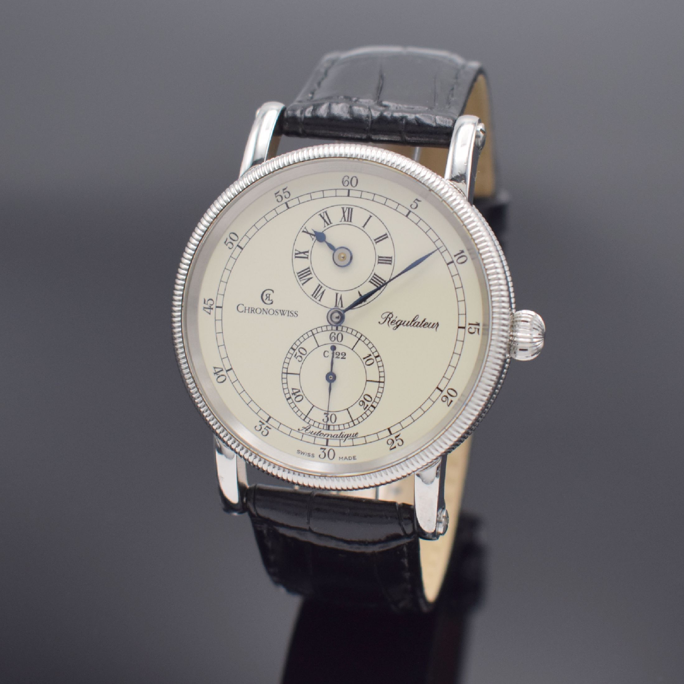 CHRONOSWISS Regulateur Herrenarmbanduhr in Stahl Referenz CH 1223, Schweiz um 2000, Automatik, beids. vergl. Geh. inkl. Lederband m. orig. Dornschl., ...