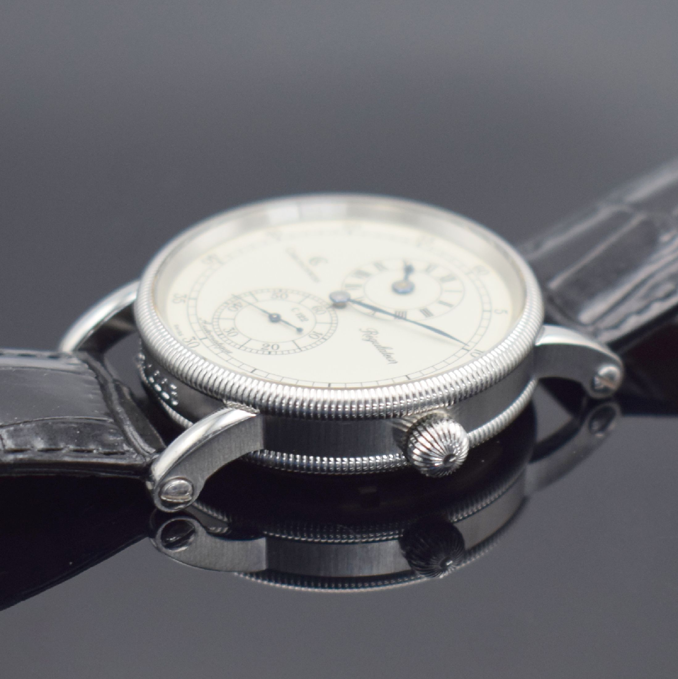 Detail c: CHRONOSWISS Regulateur Herrenarmbanduhr in Stahl Referenz CH 1223, Schweiz um 2000, Automatik, beids. vergl. Geh. inkl. Lederband m. orig. Dornschl., ...