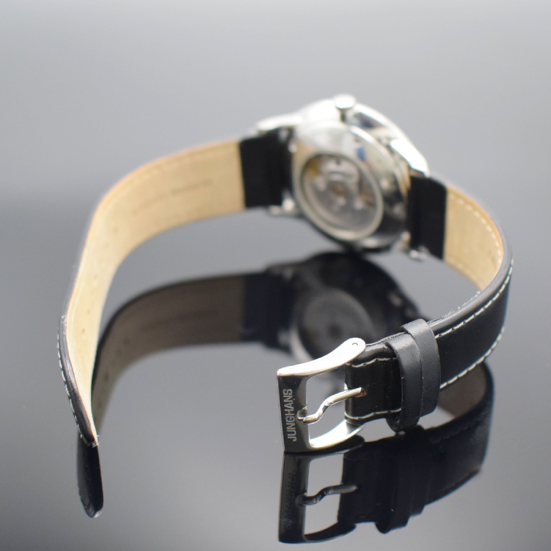 Detail b: JUNGHANS Meister Kalender Herrenarmbanduhr Referenz 027/4200, Automatik, beids. vergl. Edelstahlgeh. inkl. orig. Lederband m. orig. Dornschl., Boden ...