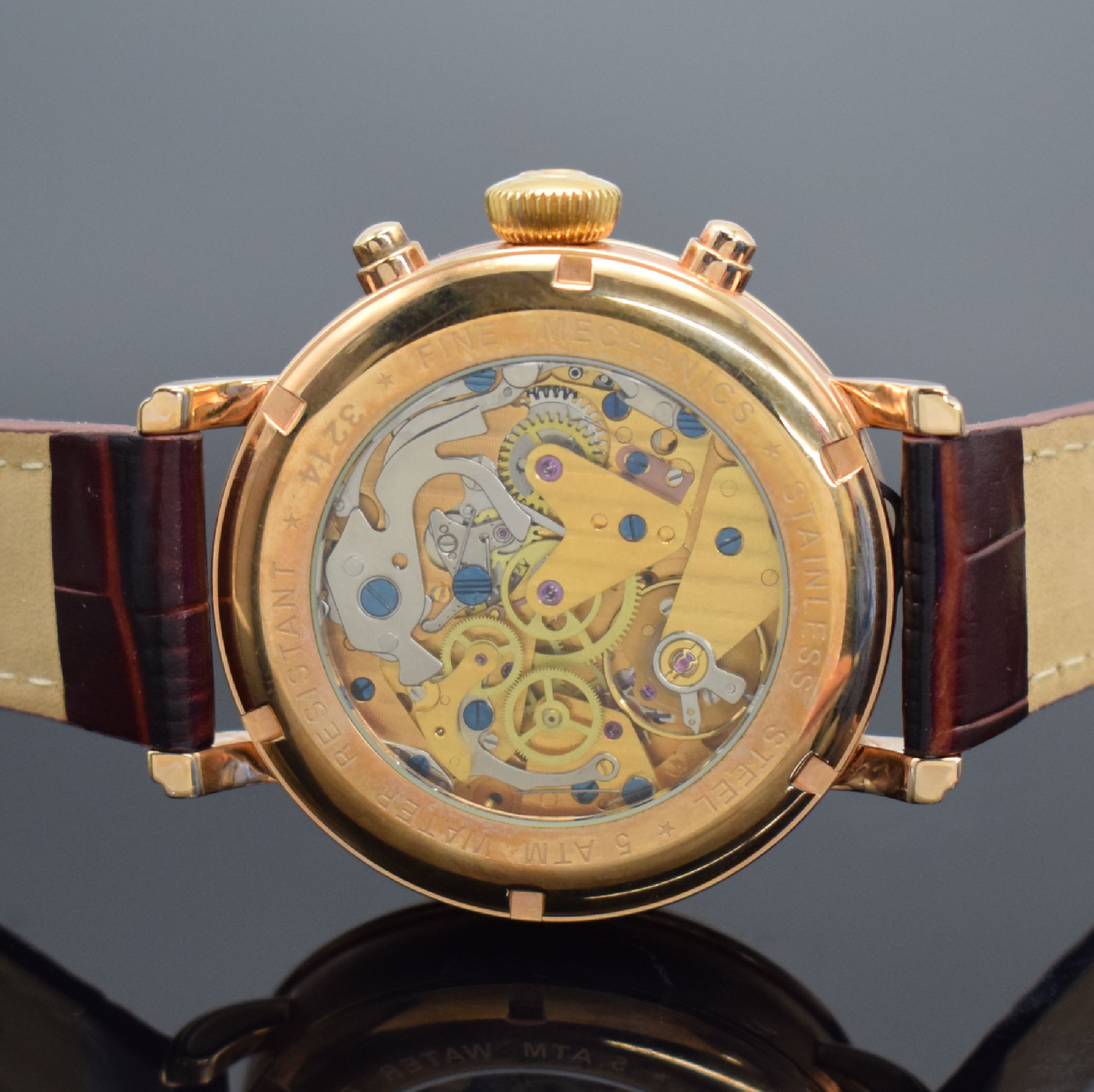 Detail d: POLJOT Armbandchronograph Modell Baikal, Handaufzug, verg. Edelstahlgeh. inkl. orig. Lederband m. orig. Dornschl., beids. vergl., Boden verschr., ...