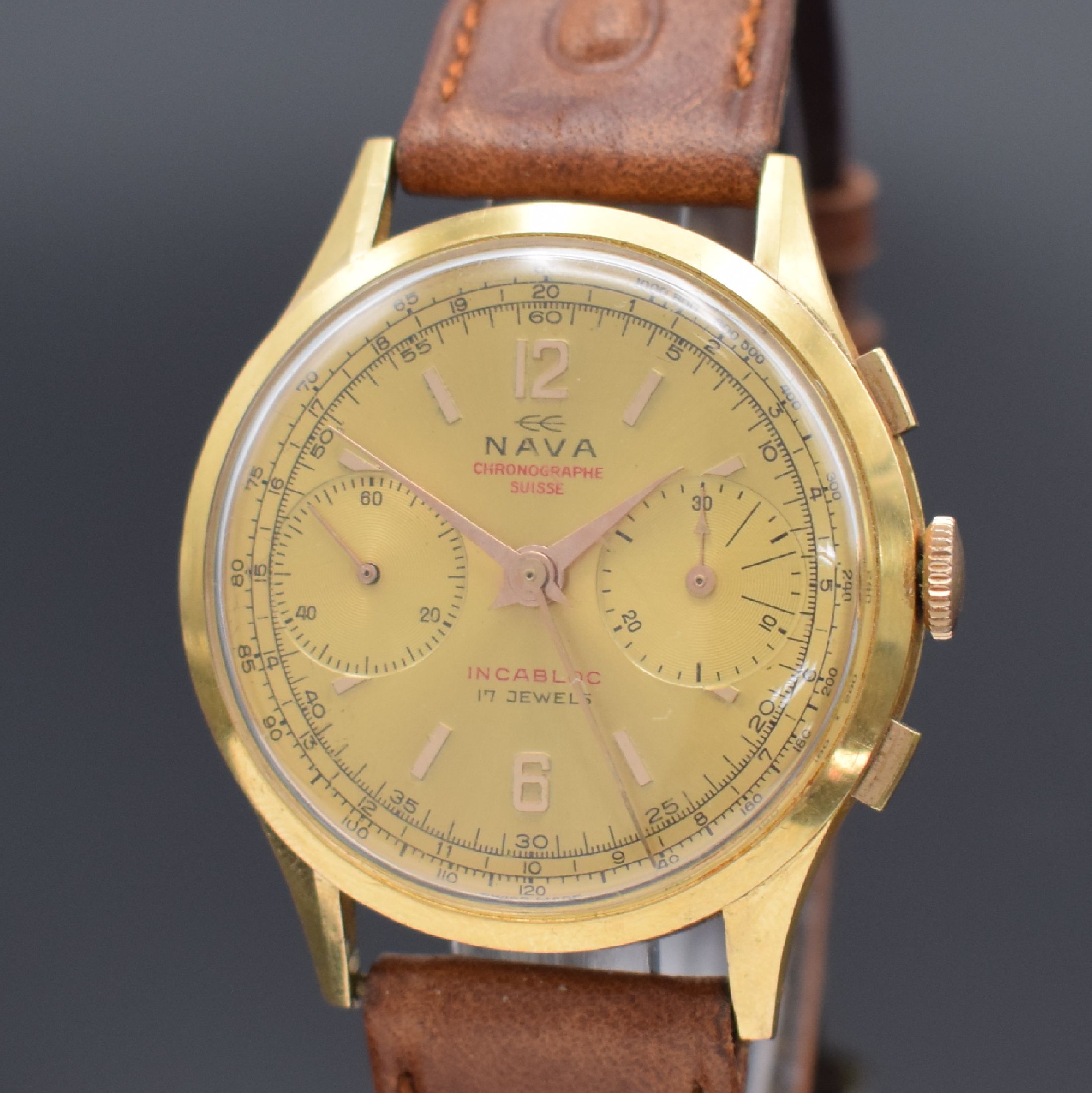 Detail a: CHRONOGRAPHE SUISSE / NAVA Armbandchronograph in RoseG 750/000, Schweiz um 1960, Handaufzug, gedr. Geh. l. dell., Metall Innengeh., gold. Zifferbl., ...