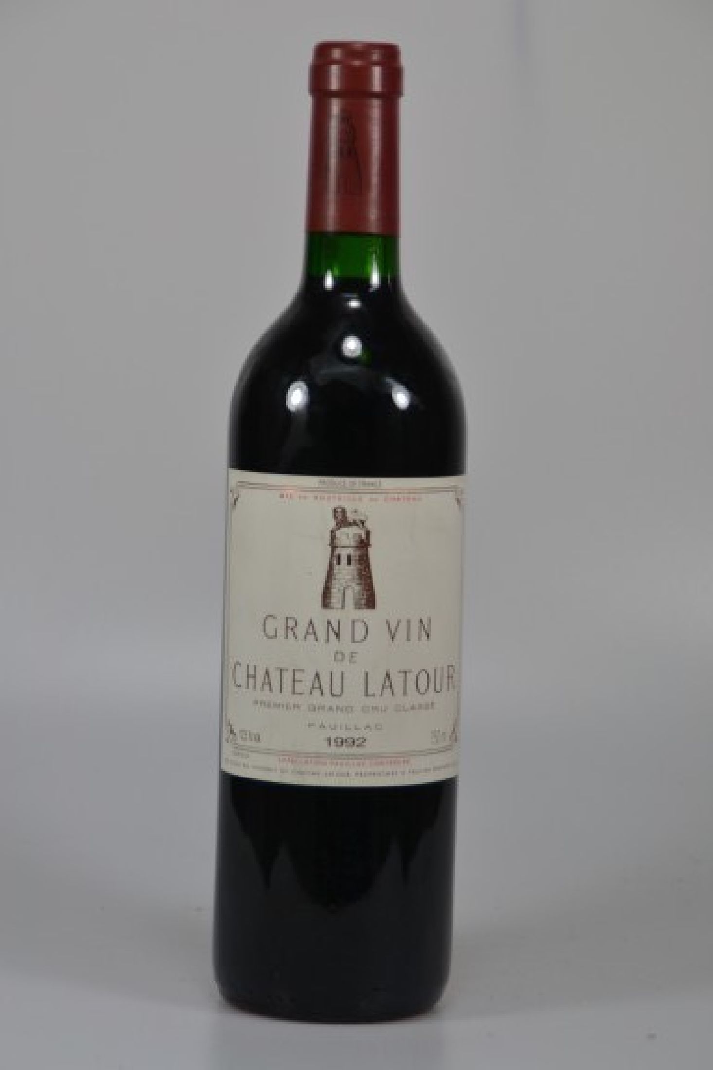 1 Flasche 1992 Chateau Latour, Grand Vin, premier grand Cru Classé, Paulliac, 75l, 12.5%vol., orig verkorkt und unverkostet, high fill, 88 ...
