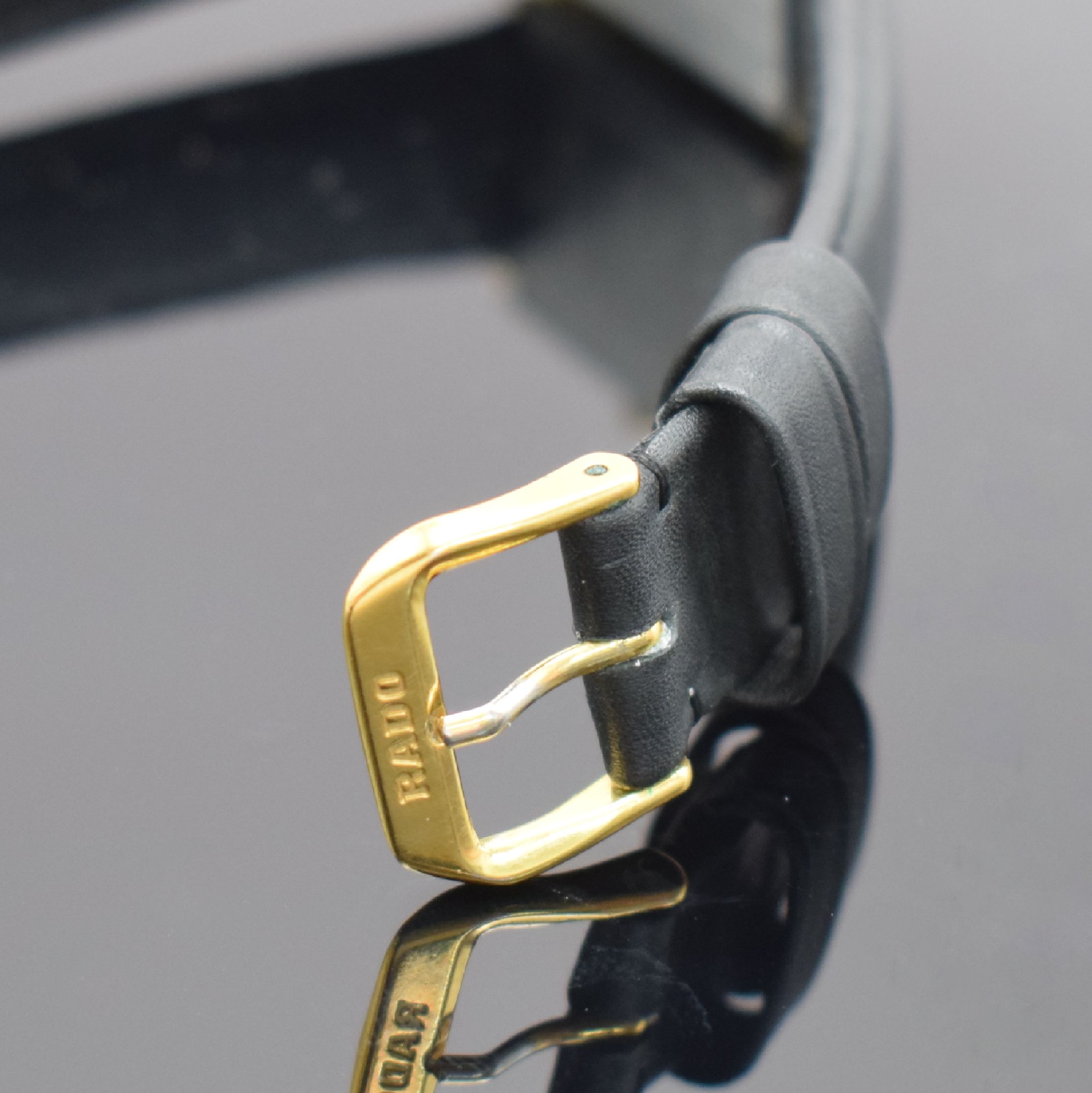 Detail b: RADO Florence Armbanduhr Referenz 160.3670.2, Schweiz um 2005, quarz, verg. Geh., Boden 4-fach verschr., Saphirglas, neutr. Lederband m. orig. verg. ...