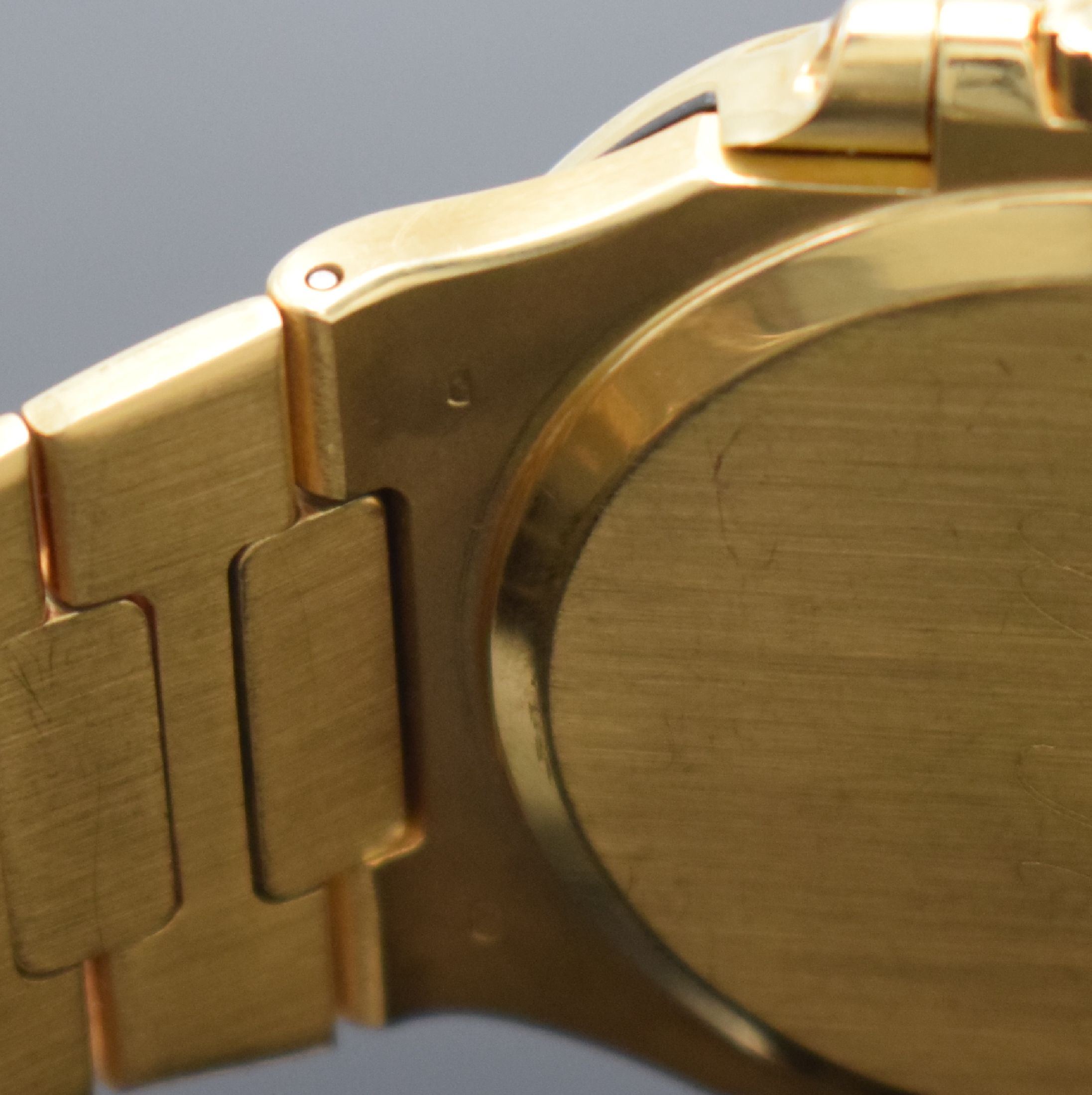 Detail g: PATEK PHILIPPE hochfeine & seltene Herrenarmbanduhr "Jumbo" Nautilus Referenz 3700/003 in GG 750/000 mit original Brillantbesatz & original ...