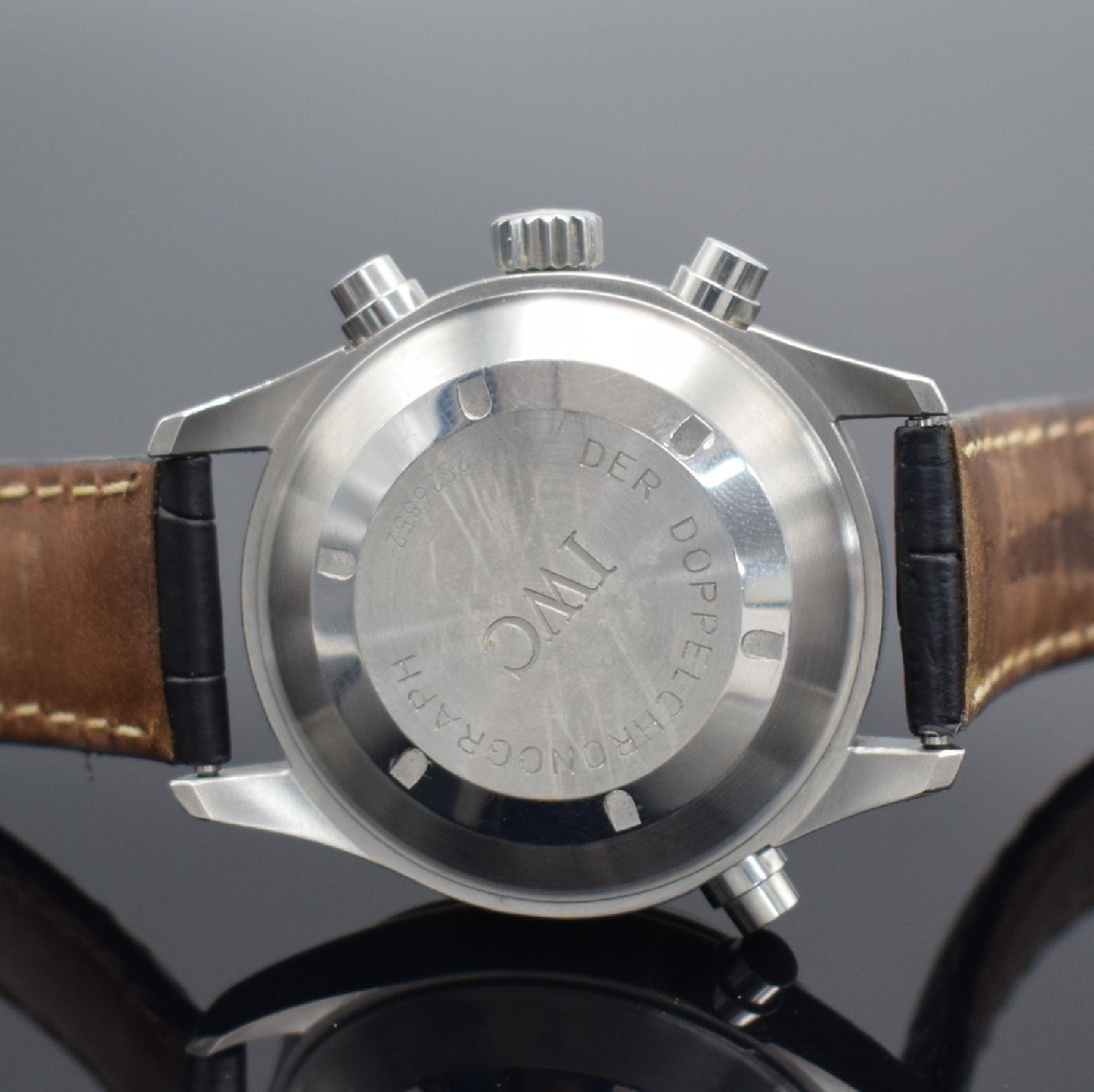 Detail e: IWC Herrenarmbanduhr "Der Doppelchronograph" Referenz 3711-001, Automatik, verschr. Edelstahlgeh. m. Weicheisen Innengeh., verschr. Krone, ...