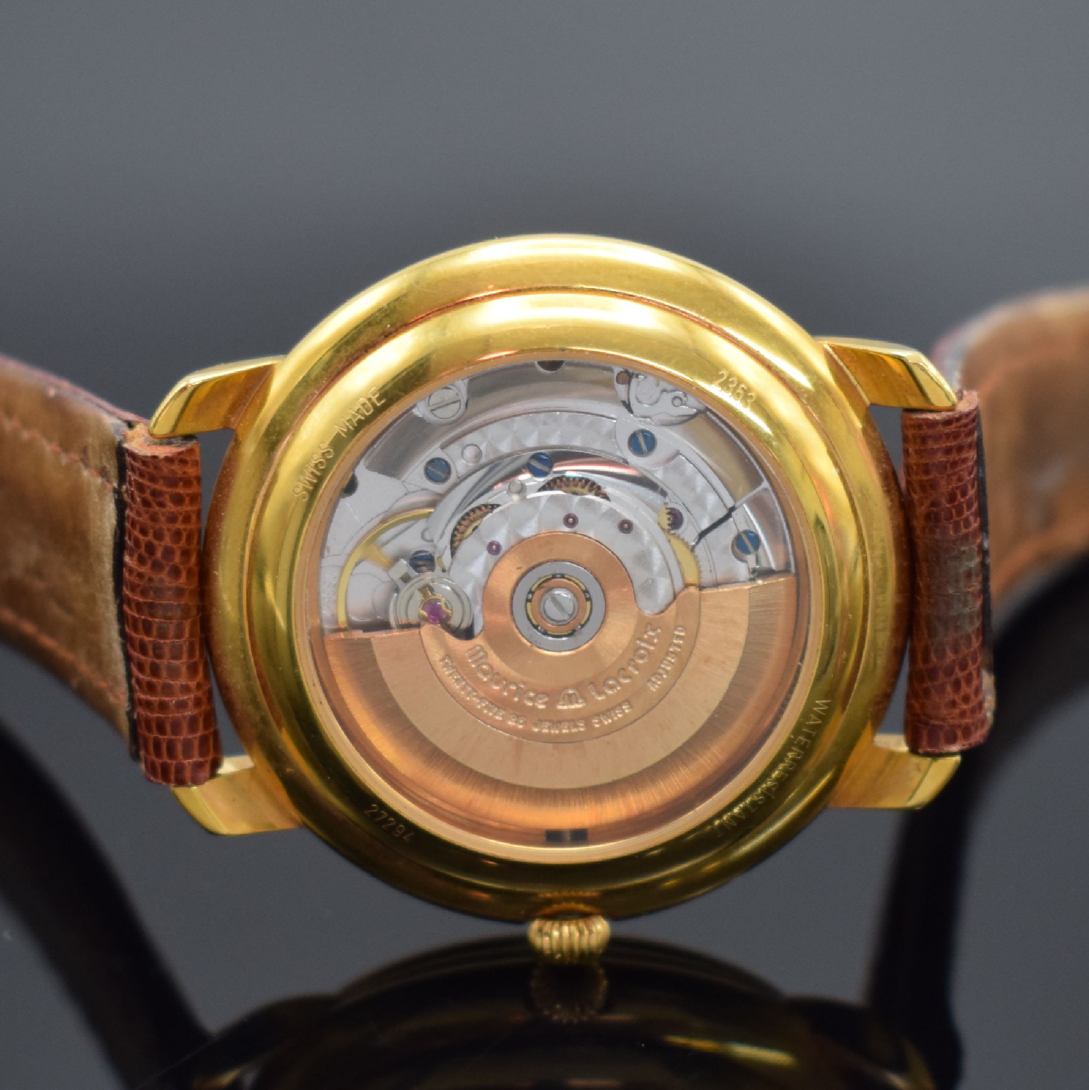 Detail d: MAURICE LACROIX Masterpiece Herrenarmbanduhr Referenz 27294, Schweiz 1990er Jahre, Automatik, verg. Geh. beids. vergl., Boden & Glasrand aufgedr., ...