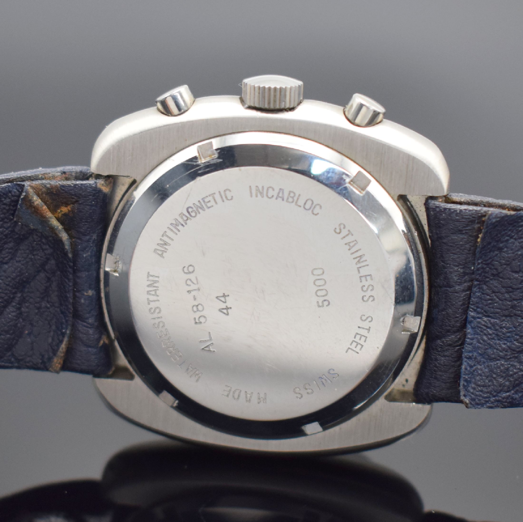 Detail c: ALPINA Armbandchronograph, Schweiz um 1972, Handaufzug, Edelstahlgeh. inkl. orig. Lederband, Boden verschr., silber/blaues Zifferbl. m. aufgel. ...