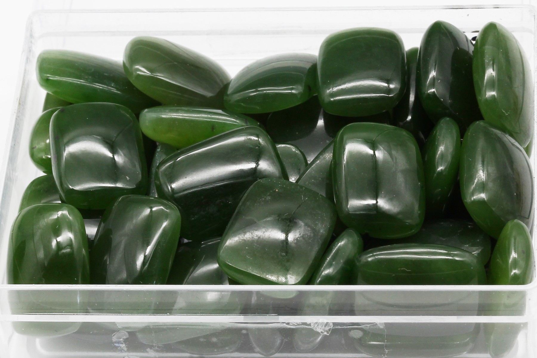 Detail a: Lot lose Jade zus. ca. 755,00 ct, kissenförmige Cabochons, Idar-Obersteiner Schleifarbeit