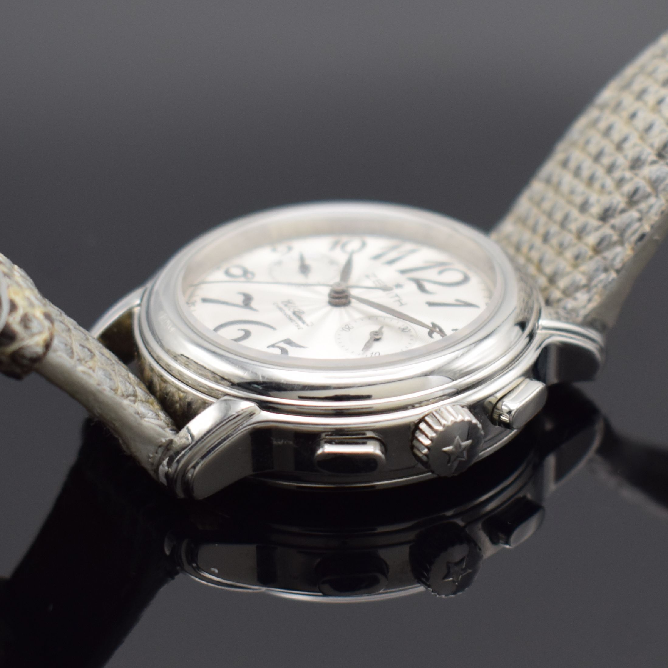 Detail c: ZENITH El Primero Chronomaster Armbanduhr in Stahl, Schweiz um 2010, Automatik, Ref. 03 1230 4002, beids. vergl. Geh., Boden 4-fach verschr., orig. ...