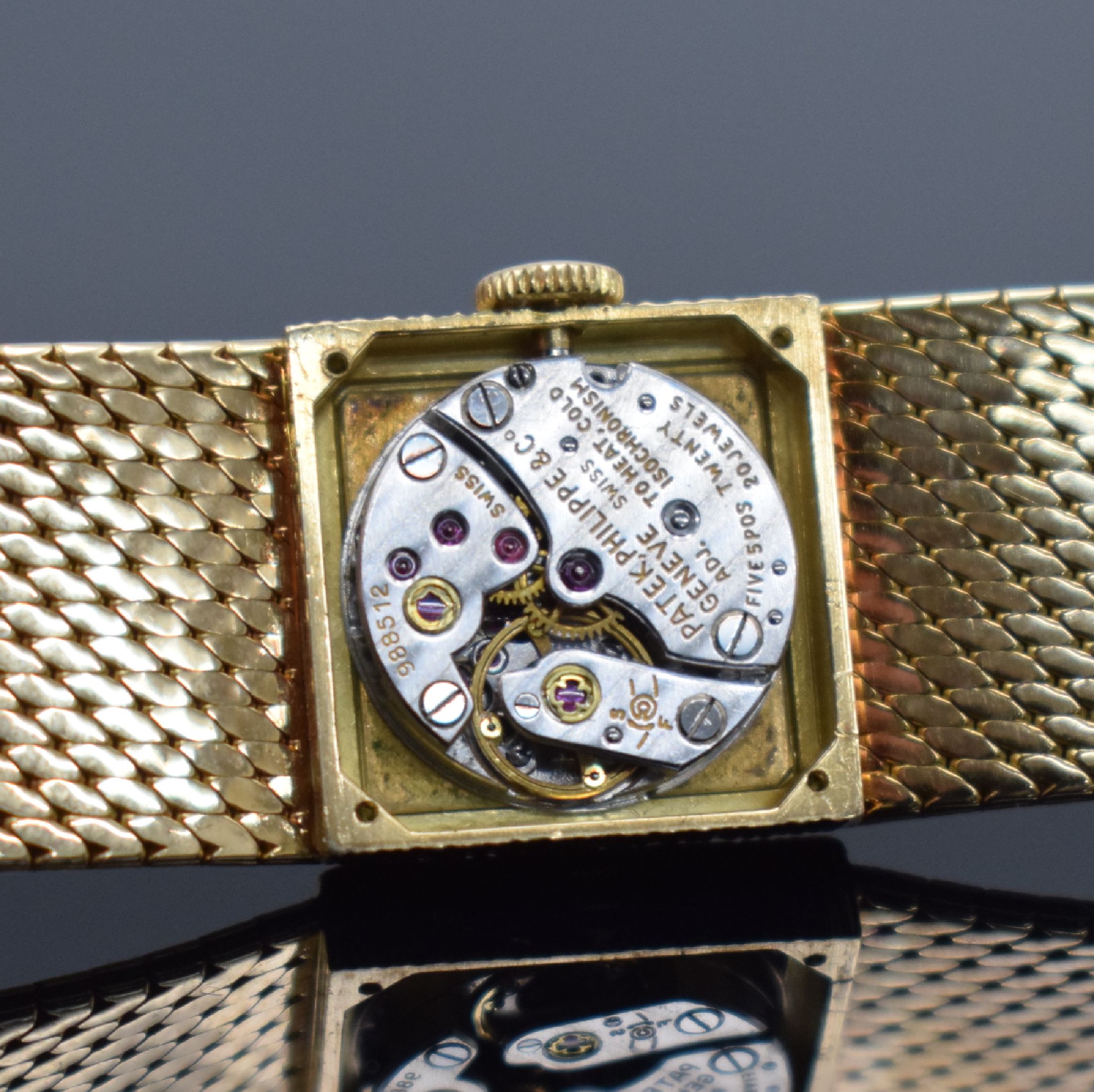 Detail f: PATEK PHILIPPE Damenarmbanduhr in GG 750/000 Referenz 3285/50J, Schweiz um 1960, Handaufzug, Boden 4-fach verschr. (1x Schraube neutr. ers.), orig. ...