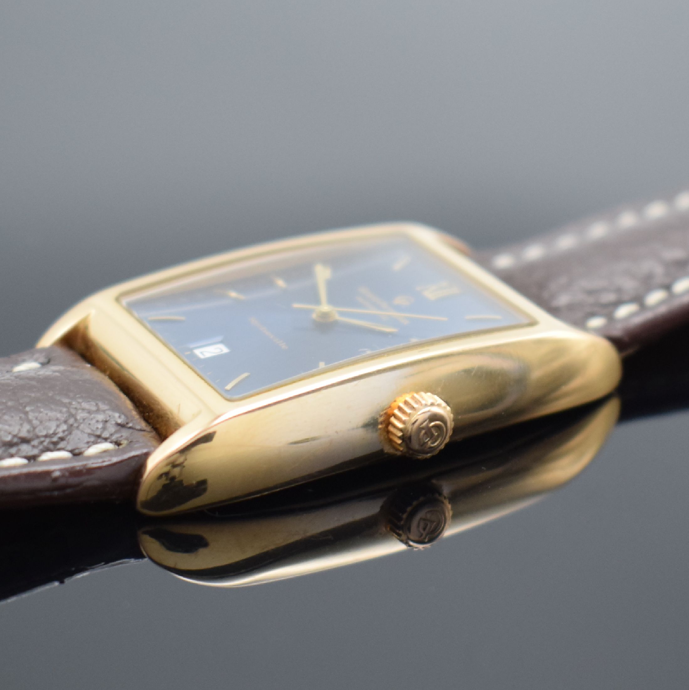 Detail c: GIRARD PERREGAUX Herrenarmbanduhr Richeville in Rosegold 750/000 Referenz 2510, Automatik, Schweiz um 1995, 2-teil. Geh. inkl. Lederband m. orig. ...