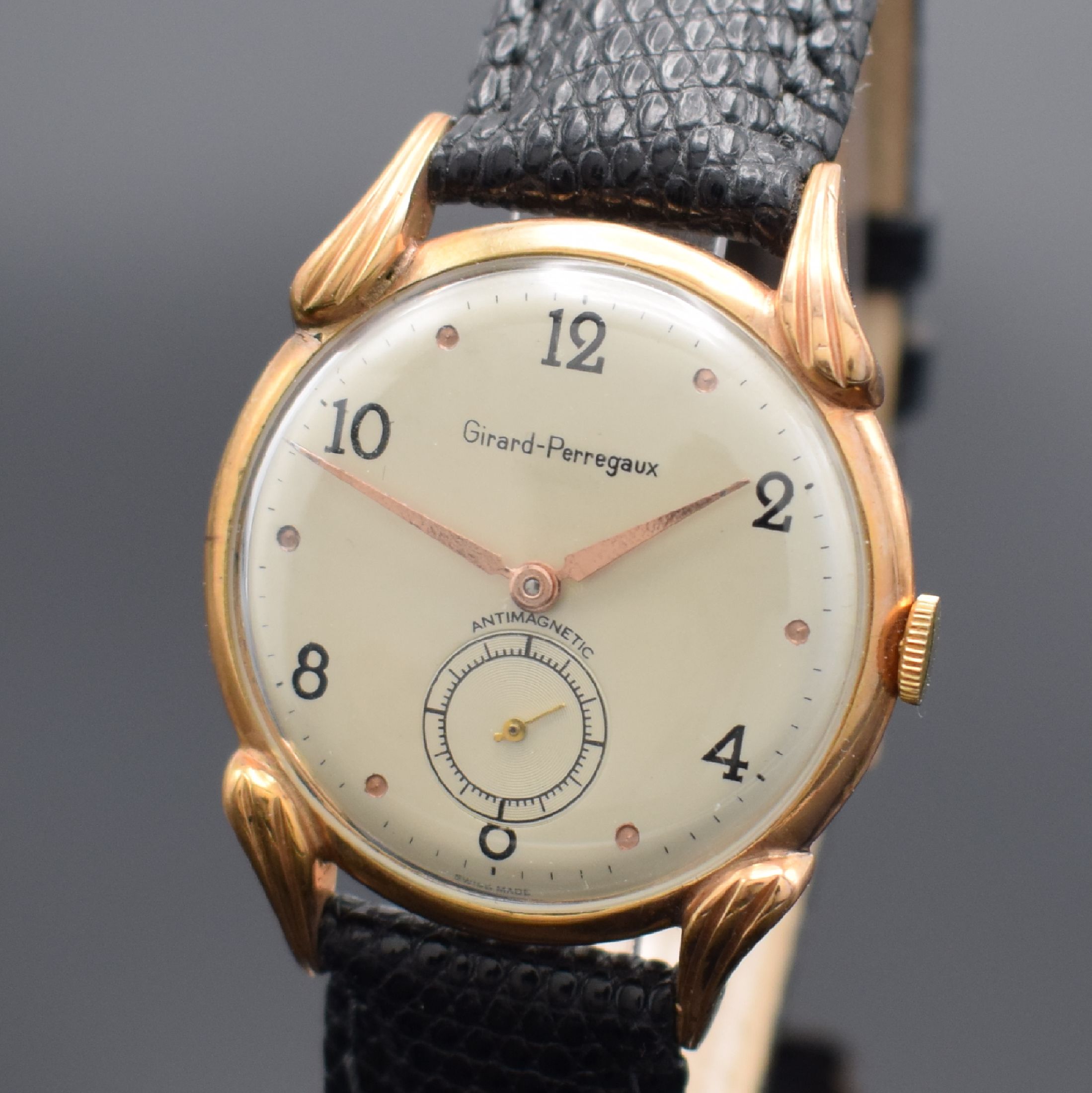 Detail a: GIRARD PERREGAUX Herrenarmbanduhr, Handaufzug, Schweiz 1950er Jahre, 2-teil., verg. Geh., Boden aufgedr., ausgef. Bandanst., silb. Zifferbl. rest., ...