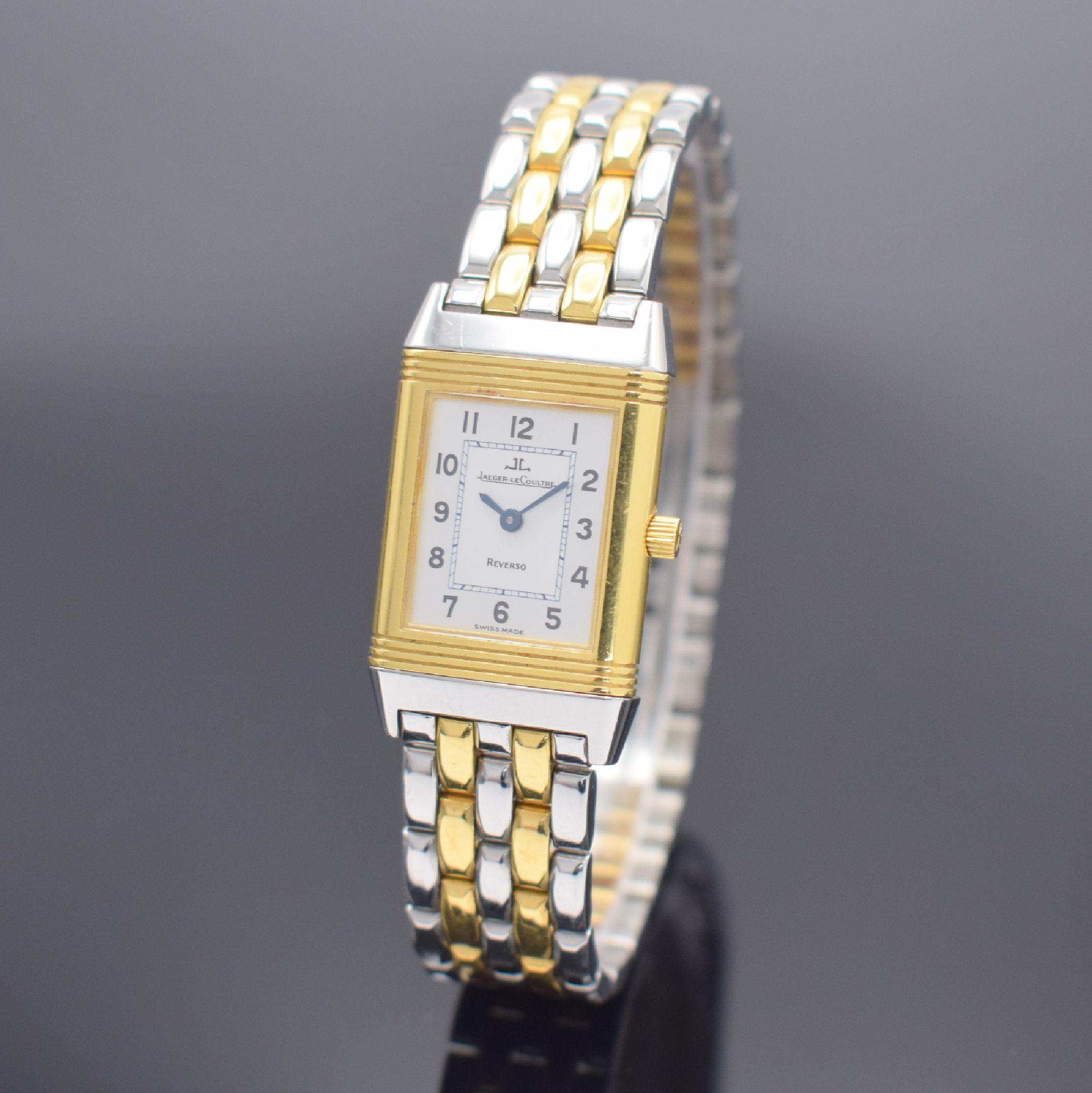 Jaeger-LeCoultre Damenarmbanduhr Reverso Referenz 260.5.86, Schweiz um 2005, Handaufzug, um 180 Grad drehbares Wendegehäuse in Edelstahl/Gold ...
