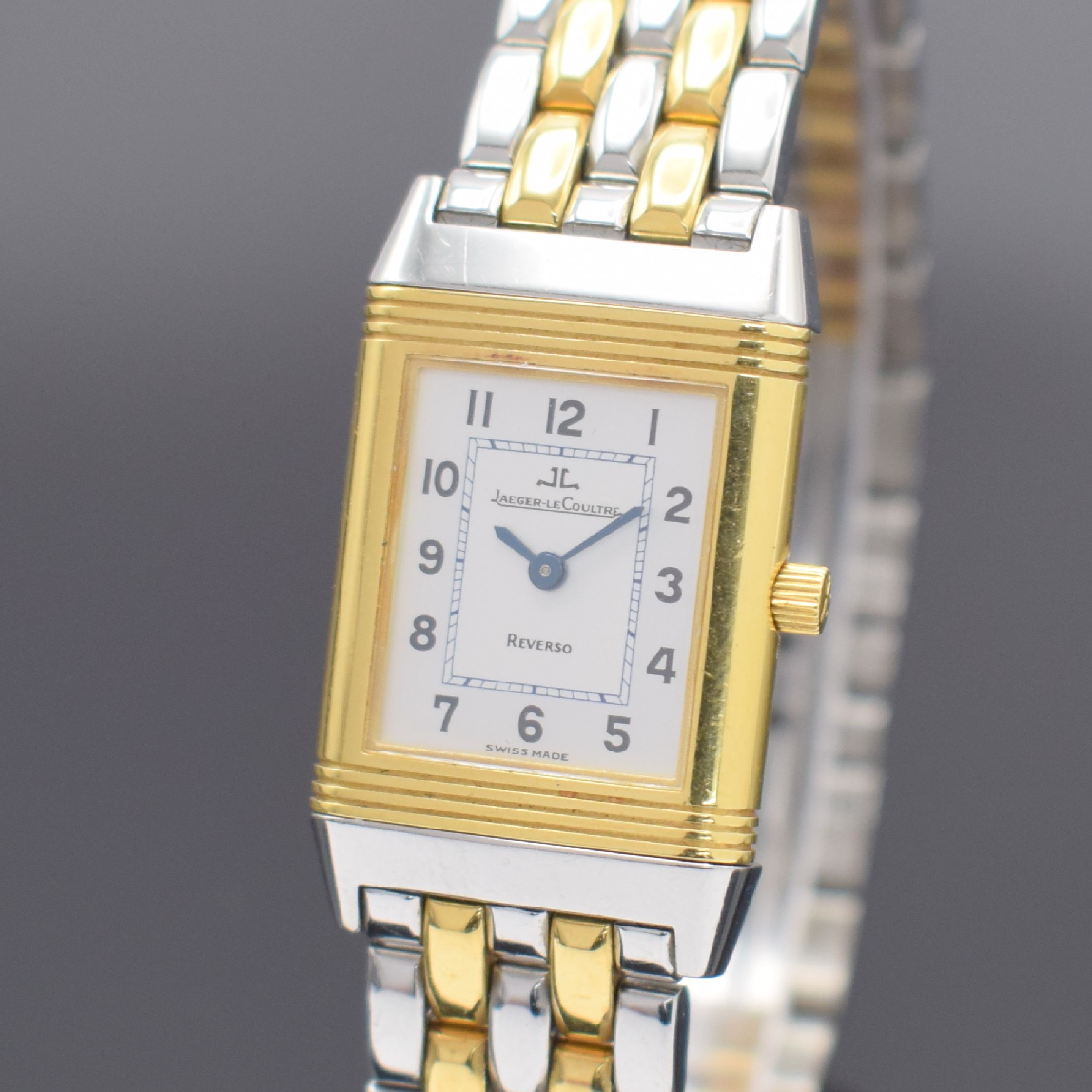 Detail a: Jaeger-LeCoultre Damenarmbanduhr Reverso Referenz 260.5.86, Schweiz um 2005, Handaufzug, um 180 Grad drehbares Wendegehäuse in Edelstahl/Gold ...