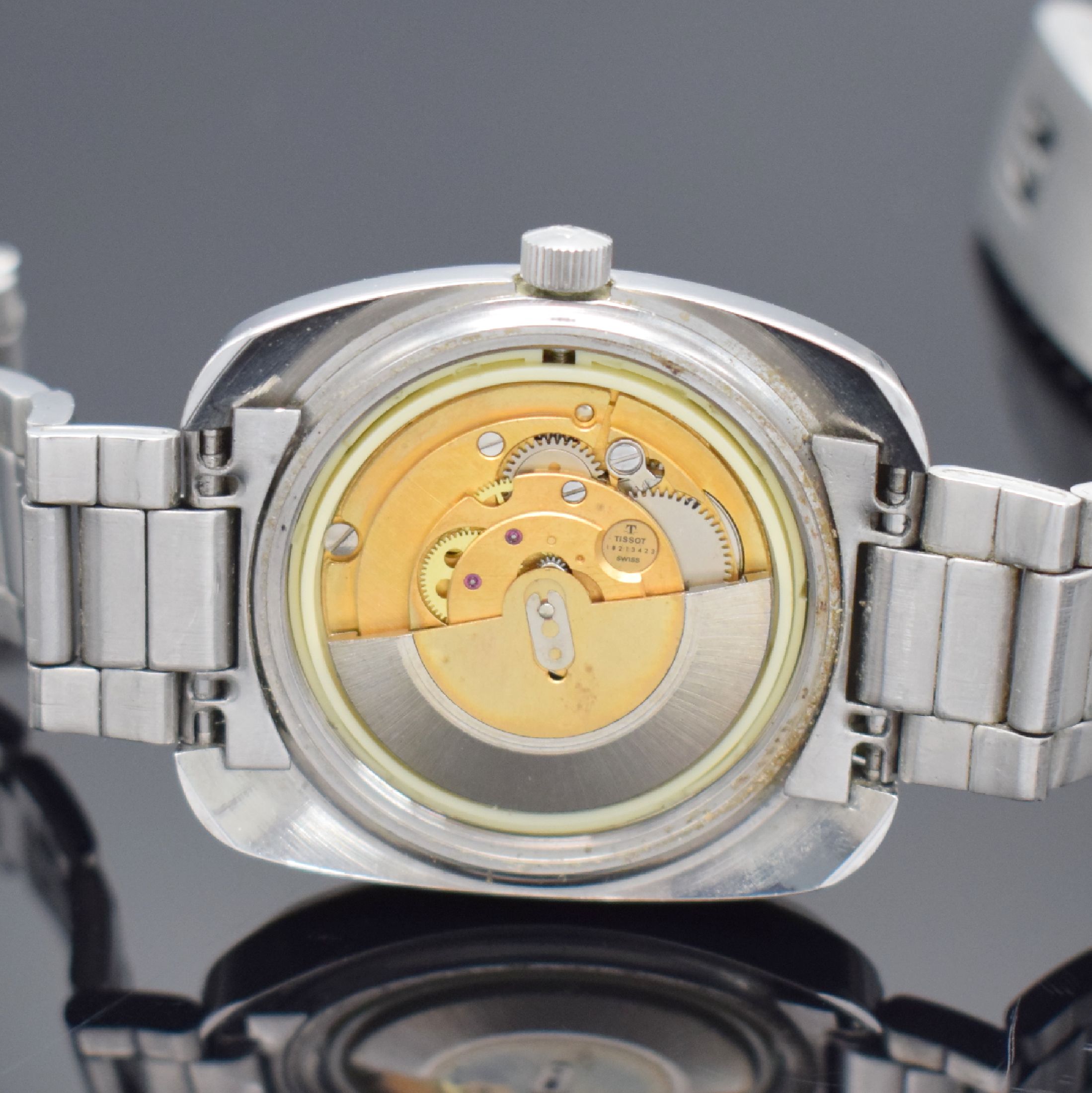 Detail e: TISSOT Seastar Herrenarmbanduhr Referenz 46665-2X, Automatik, Schweiz um 1970, Edelstahlgeh. inkl. orig. Gliederband m. Faltschl., Boden verschr., ...