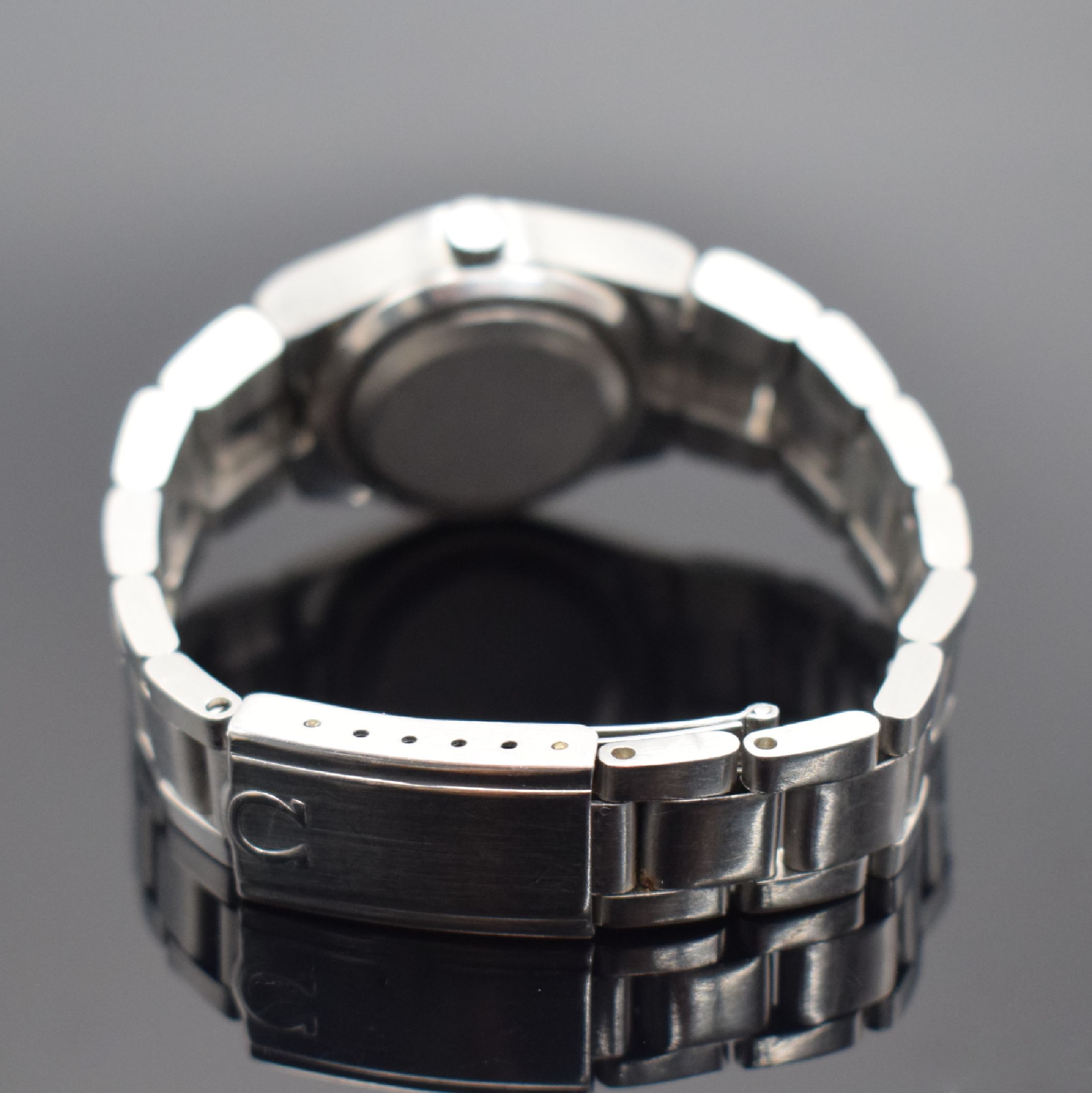 Detail b: OMEGA Seamaster Cosmic 2000 Damenarmbanduhr in Stahl Referenz 766.0804, Schweiz um 1972, Automatik, spez. Container-Geh. inkl. orig. Gliederband m. ...