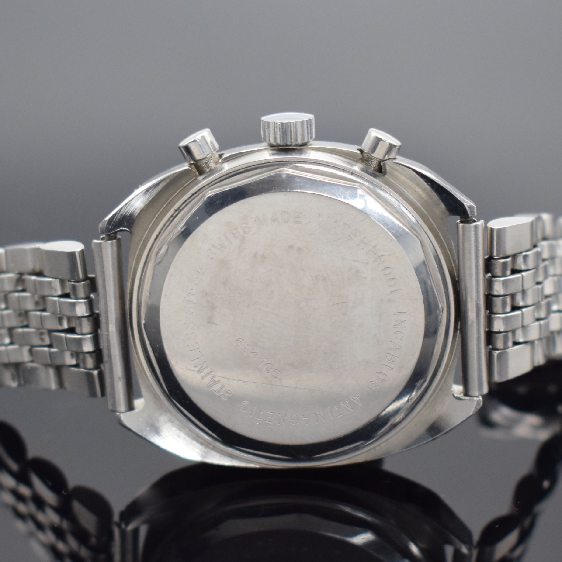 Detail c: LE PHARE Armbandchronograph Referenz 624105, Handaufzug, Schweiz um 1965, Edelstahlgeh. inkl. neutr. Gliederband, Boden verschr., schwarzes ...