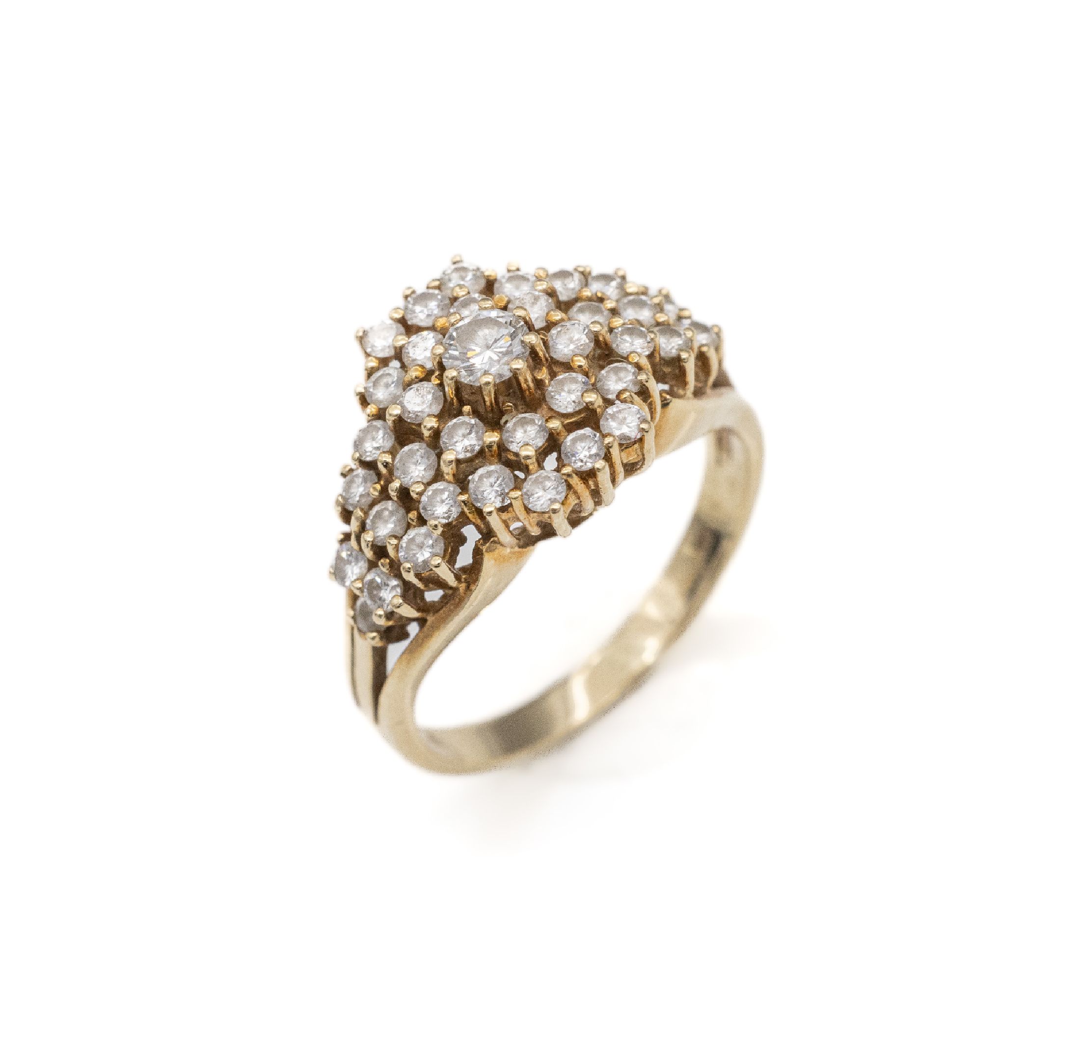 Detail b: 14 kt Gold Brillant-Ring, GG 585/000, Ringkopf in mehreren Ebenen, 31 Brillanten zus. ca. 1.20 ct Weiß/vs-si, RW 53, ca. 5.0 g
