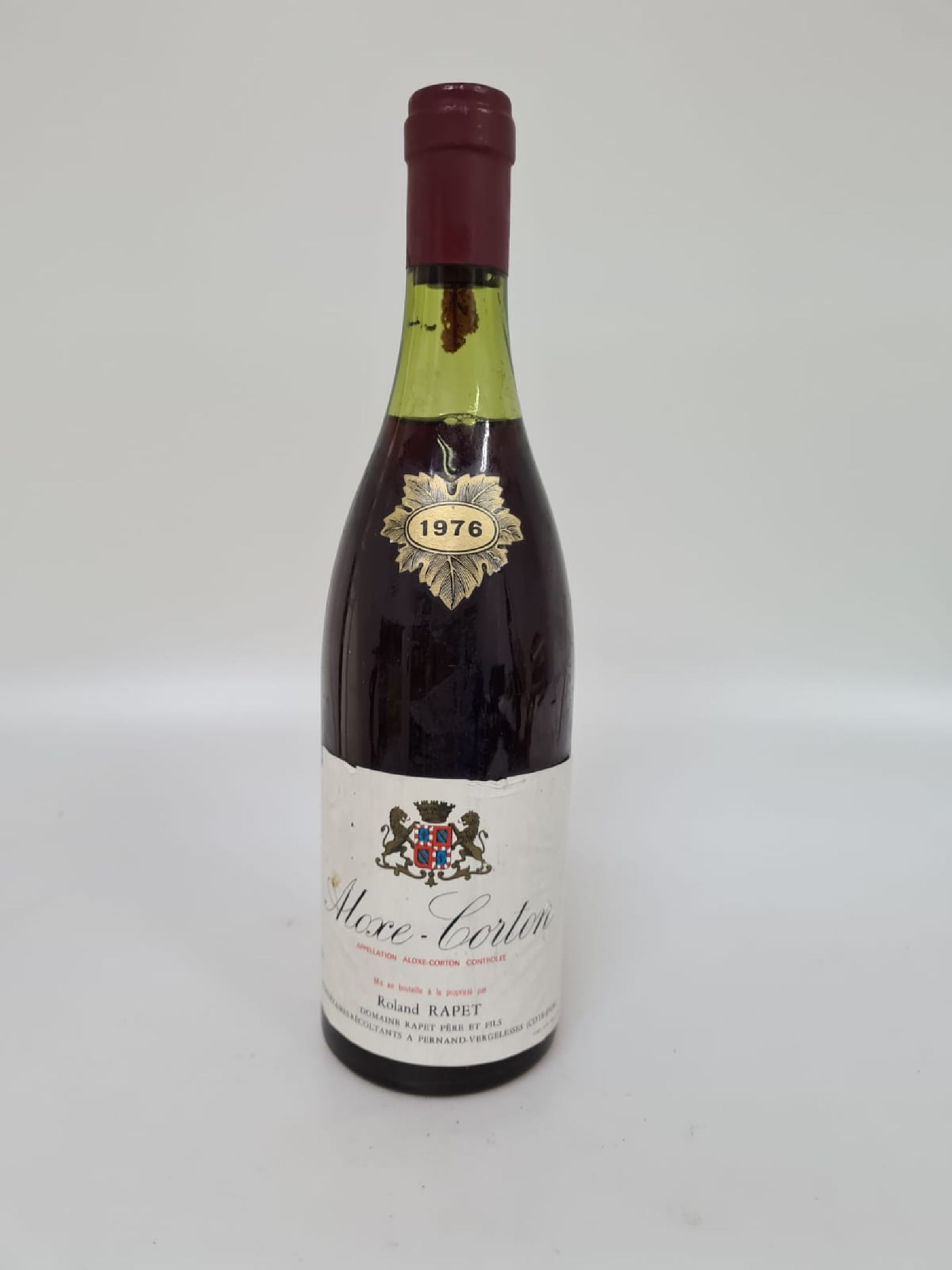 1 Flasche 1976 Domaine Rapet Pere et Fils, Aloxe-Carton, Roland Rapet, Cote de Beaune, 750ml, unverkostet, Etikett partiell gelöst
