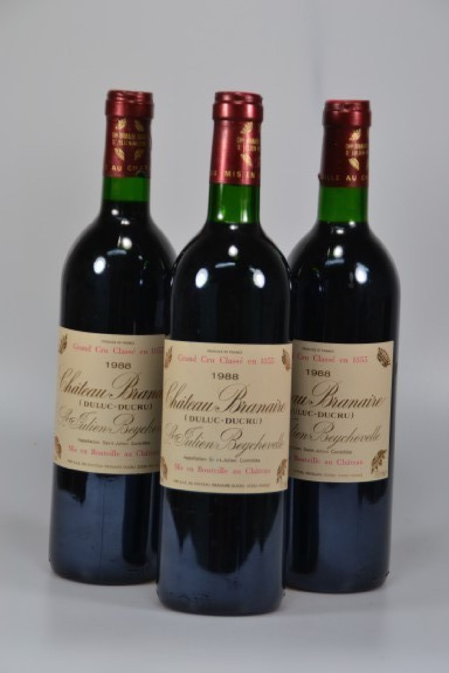 3 Flaschen 1988 Chateau-Brannaire, St. Julien Beychevelle, Grand Cru Classe, 750ml, 12 ,5%Vol., mindestens Into Neck, unverkostet