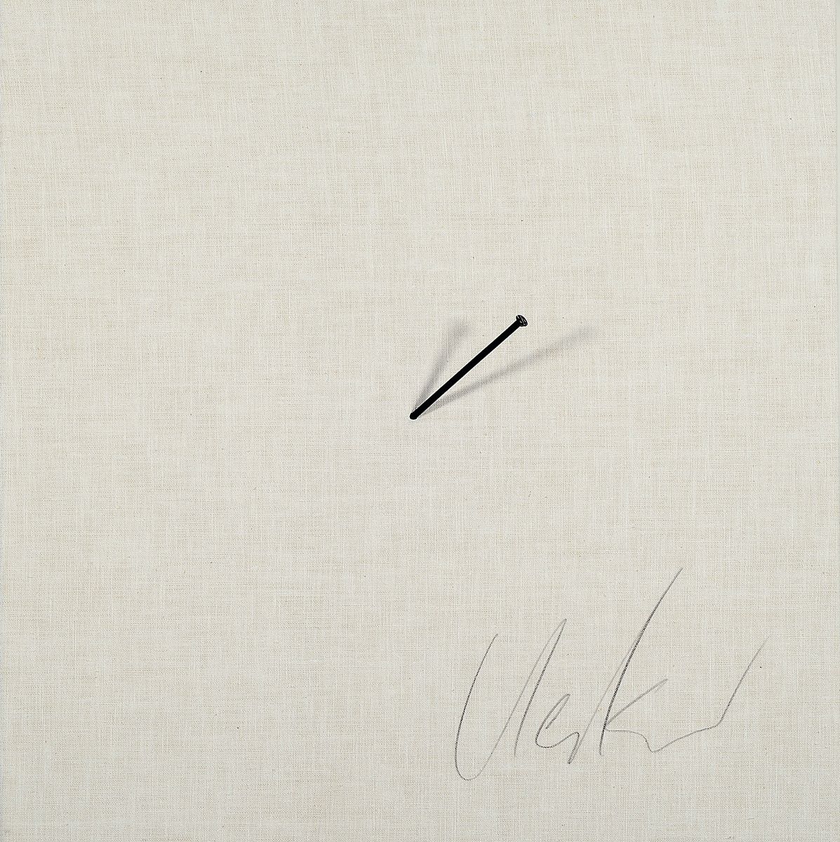 Günther Uecker, geb. 1930, Nagelobjekt, Nagel in überarbeiteter Leinenkassette, gerahmt mit Plexiglashaube, handsigniert, aus 1970/71, ca. 37.5 x ...
