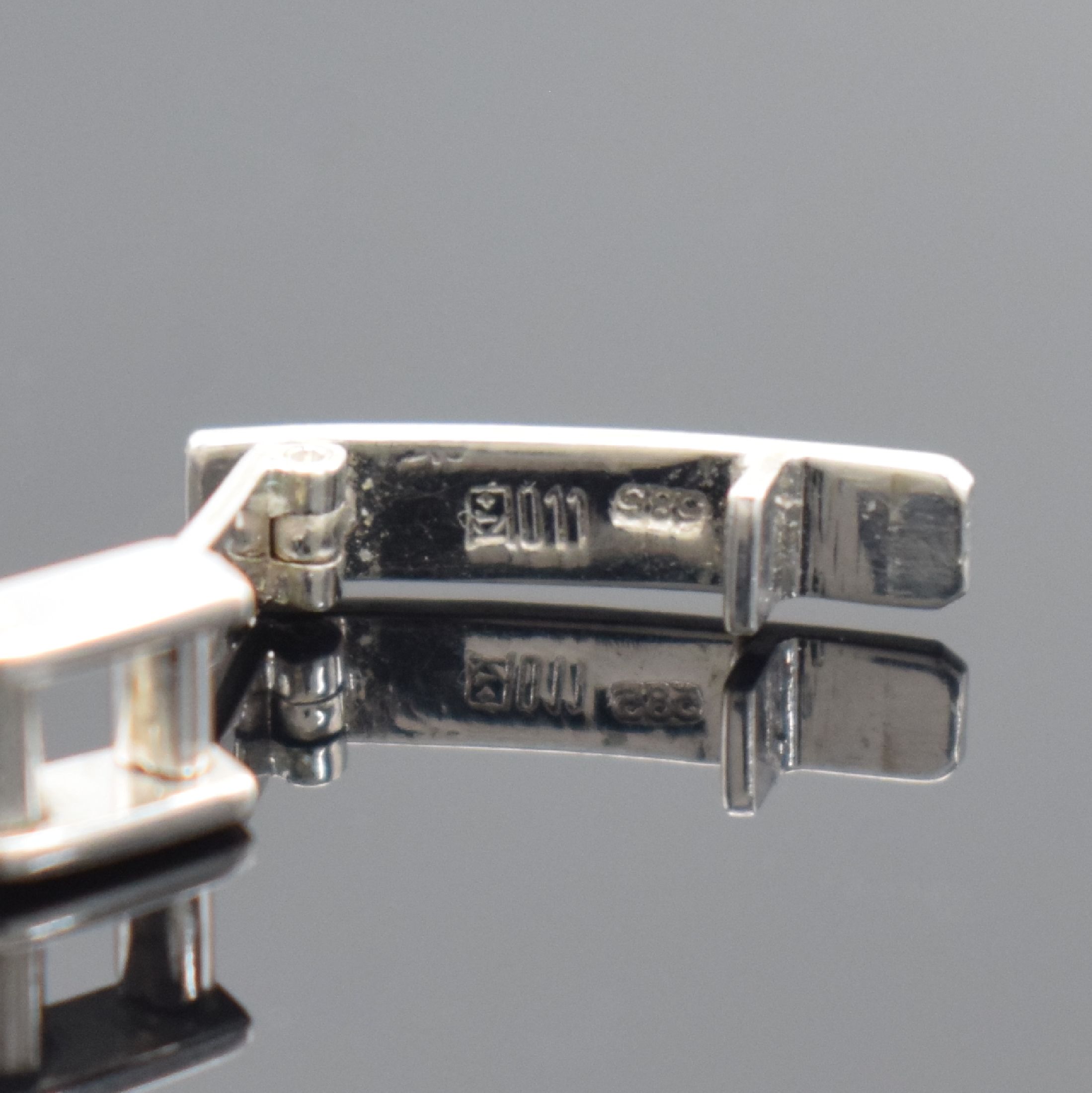 Detail c: ANKER Damenarmbanduhr in WG 585/000 mit Diamanten, Schweiz um 1965, Handaufzug, Boden aufgedr., silb. Zifferbl. m. silb. Std. Ind. & Zeigern, Kal. AS ...