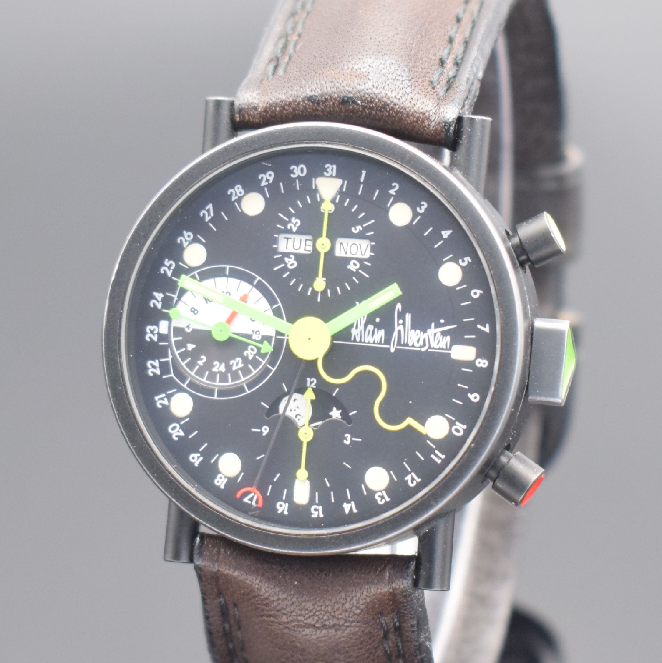 Detail a: ALAIN SILBERSTEIN Krono Herrenchronograph mit Vollkalender, Frankreich um 1995, Automatik, geschw. Geh. beids. vergl., Boden & Glasrand aufgedr., ...