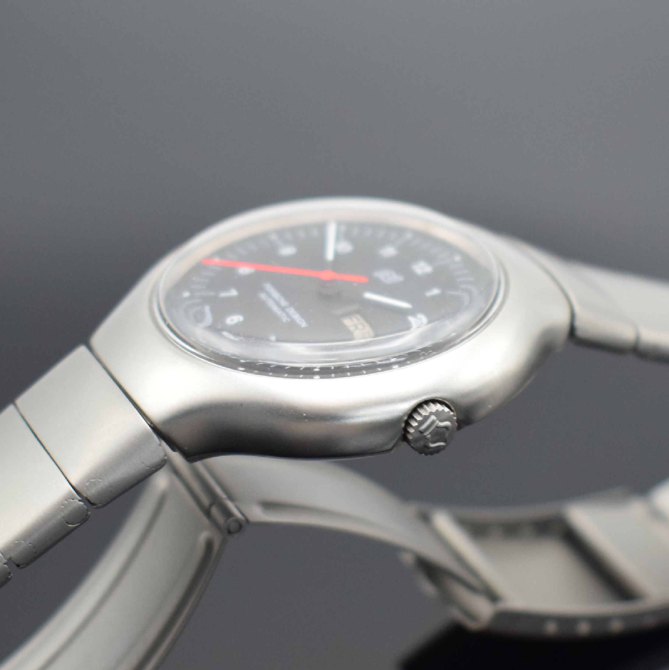 Detail c: PORSCHE DESIGN / ORFINA Herrenarmbanduhr in Stahl, Schweiz um 1990, Automatik, matt. Geh., Boden verschr., orig. Stahlband m. Faltschl., schwarzes ...