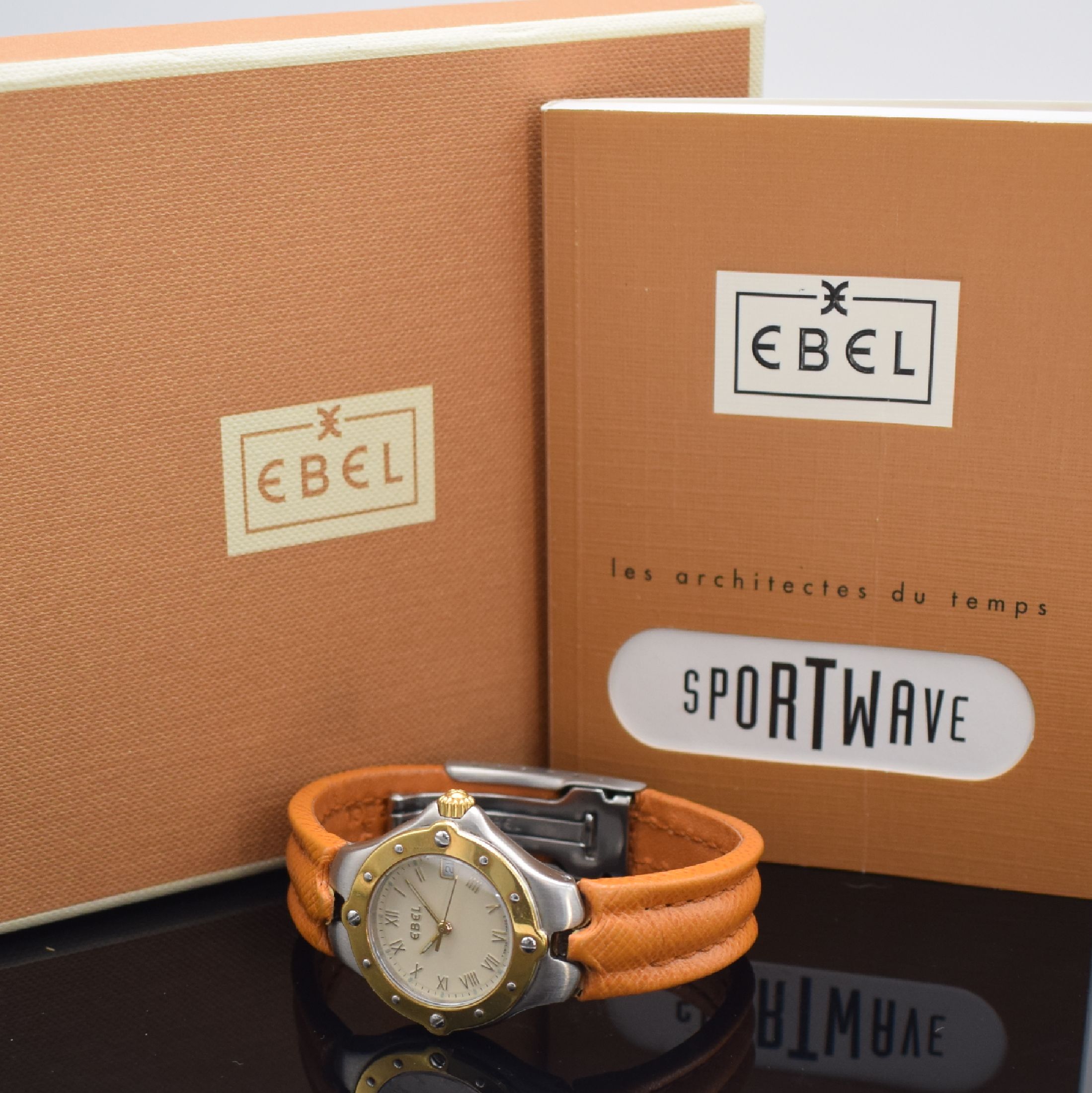 Detail d: EBEL Sportwave Damenarmbanduhr Referenz 6087621, quarz, Gehäuse in Stahl/Gold komb. inkl. orig. Lederband m. Faltschl., Boden verschr., ...