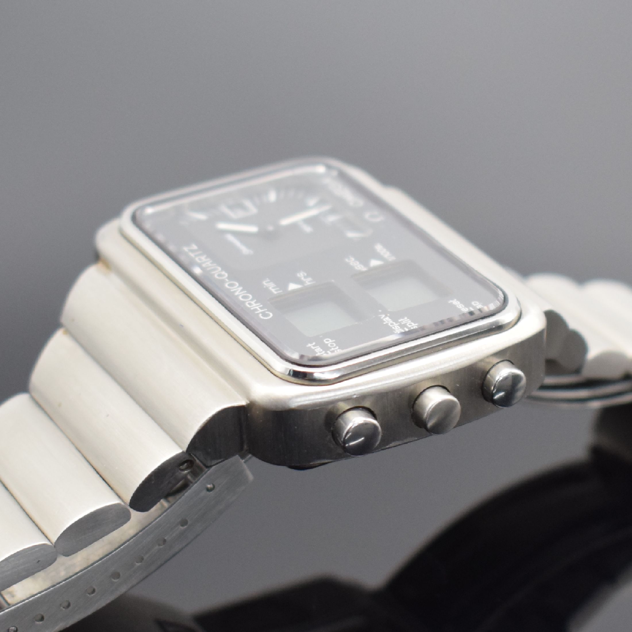 Detail c: OMEGA Olympia Seamaster Chrono-Quartz Herrenarmbanduhr Ref. 196.0052/396.0839, Schweiz um 1976, quarz, herausgegeben anlässlich olympischen Spiele ...