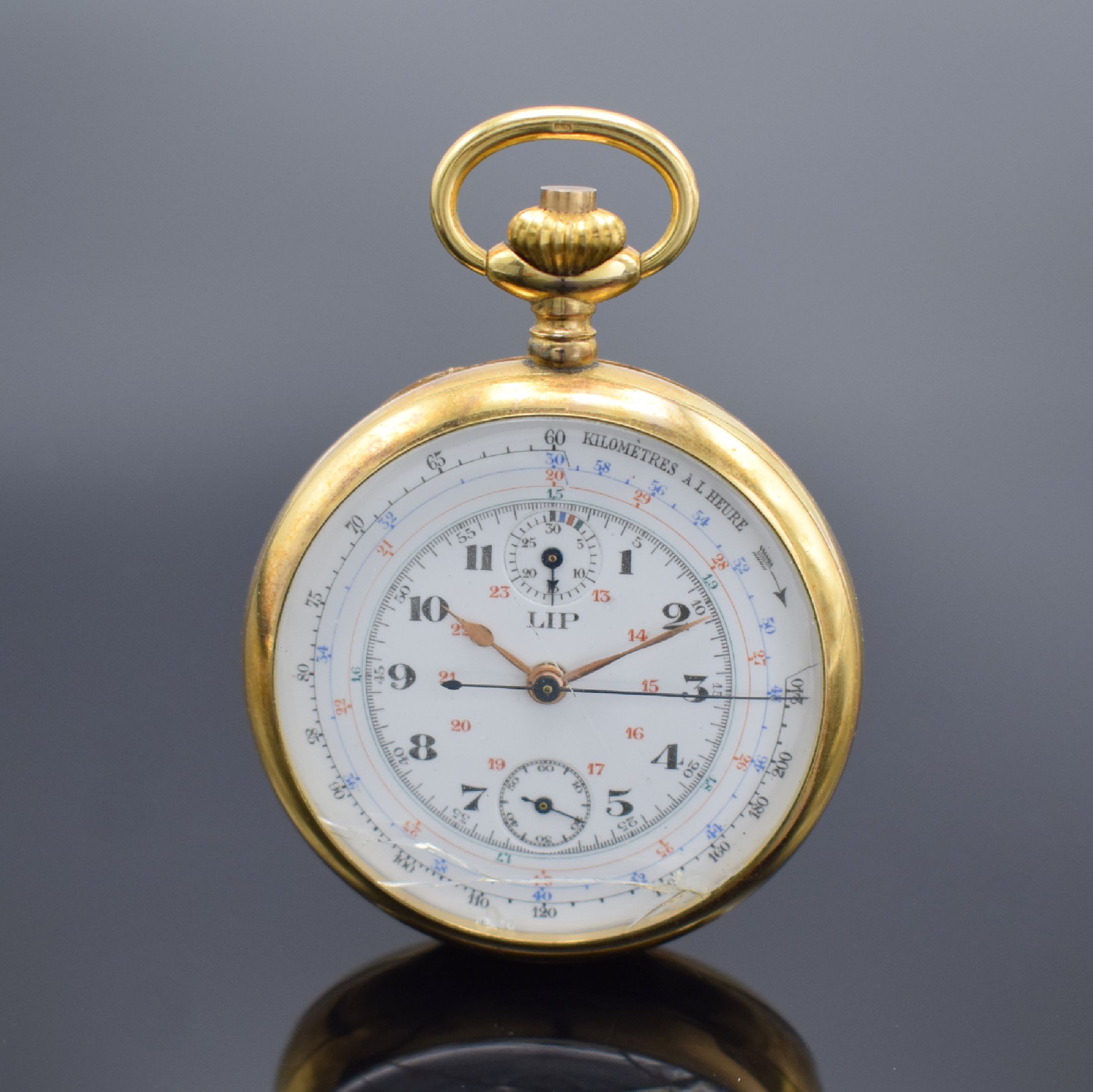 LIP Taschenuhr mit Chronograph, Schweiz f. franz. Markt um 1920, verg. Gehäuse, Emailzifferbl. m. arab. Zahlen, gold. Birnenzeiger, gebl. ...