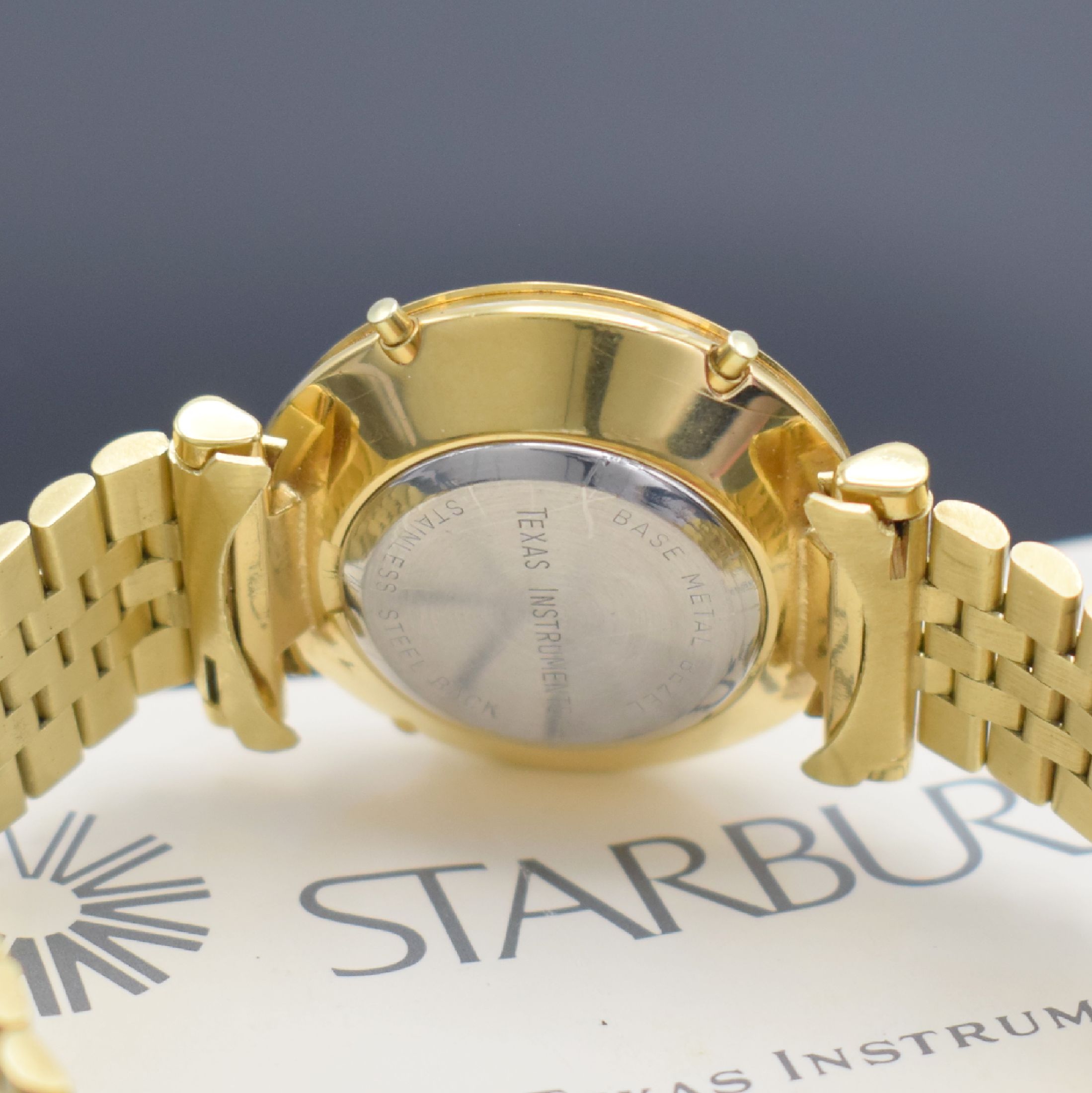 Detail d: TEXAS INSTRUMENTS Starburst erste vollelektronische, seltene & multifunktionale Quarz-Analog-Armbanduhr mit original Papieren an GG 585/000 Band, USA ...