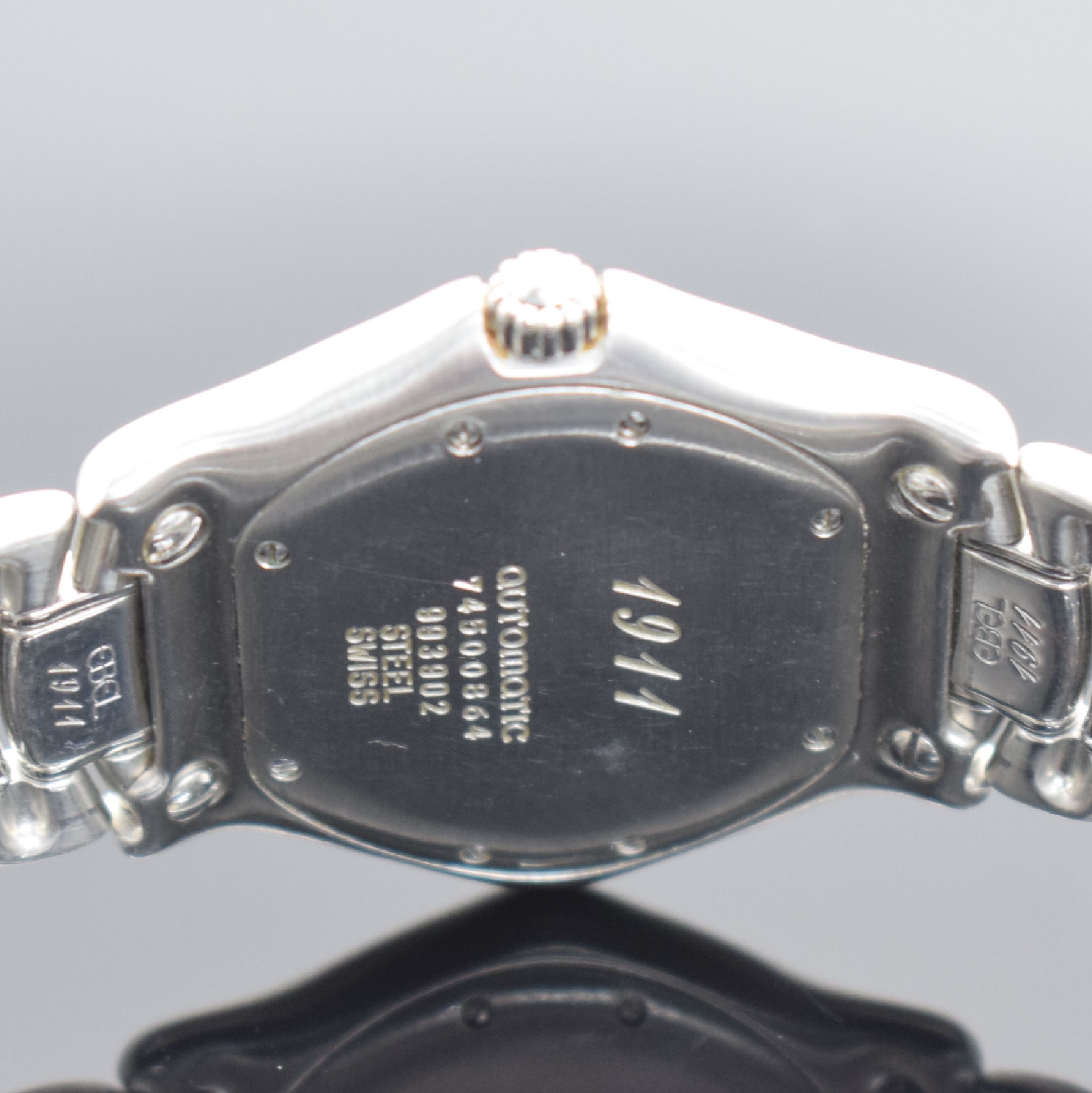Detail c: EBEL 1911 Armbanduhr in Stahl, Schweiz um 1995, Automatik, Ref. 993902, Boden 8-fach verschr., orig. Gliederband m. Faltschl., graues Zifferbl. m. ...