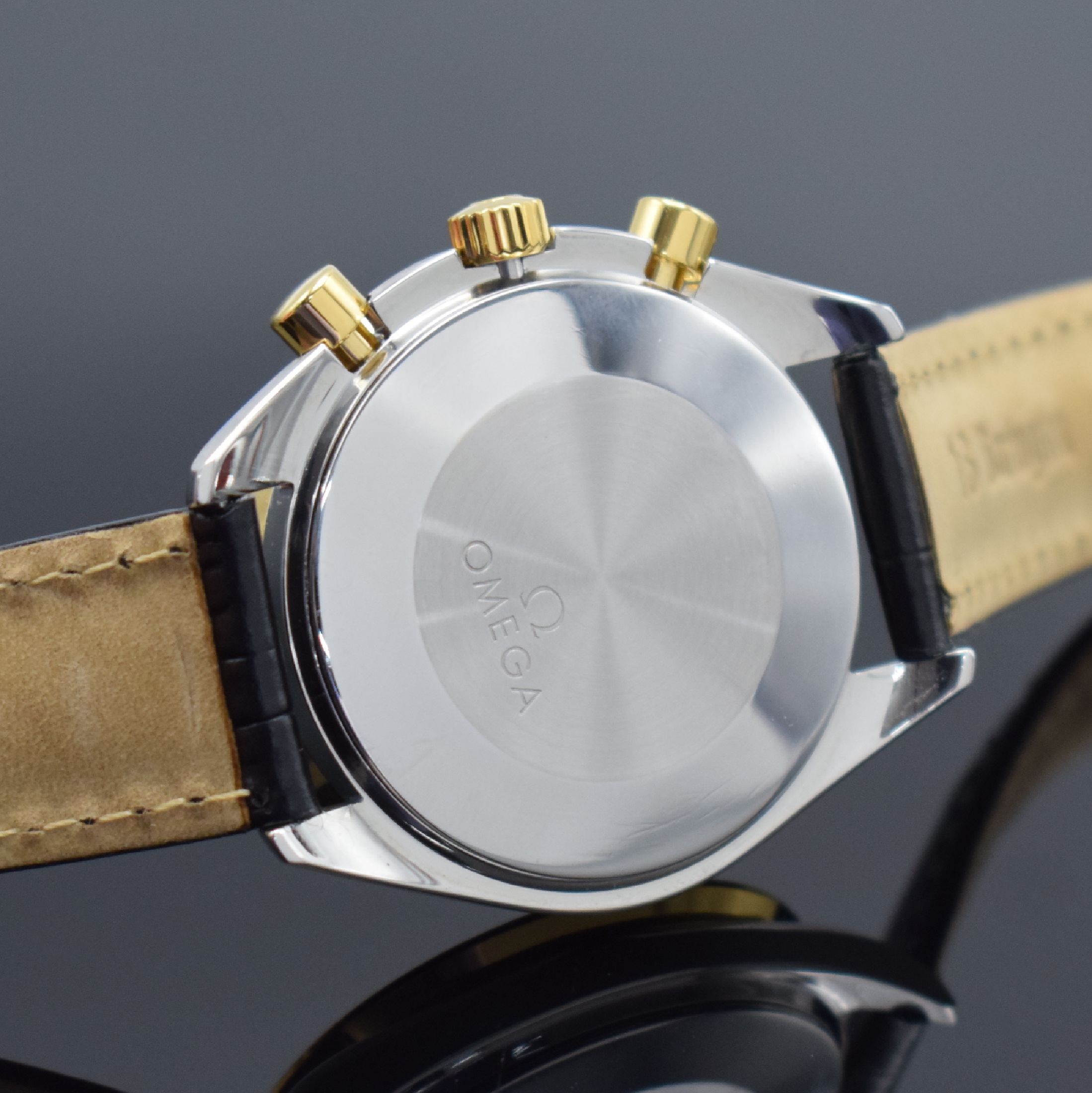Detail c: OMEGA Speedmaster Herrenchronograph in Stahl/Gold Referenz 175.0032, Schweiz um 1990, Automatik, Lünette m. Tachymeterskala, goldfarb. Zifferbl. m. ...