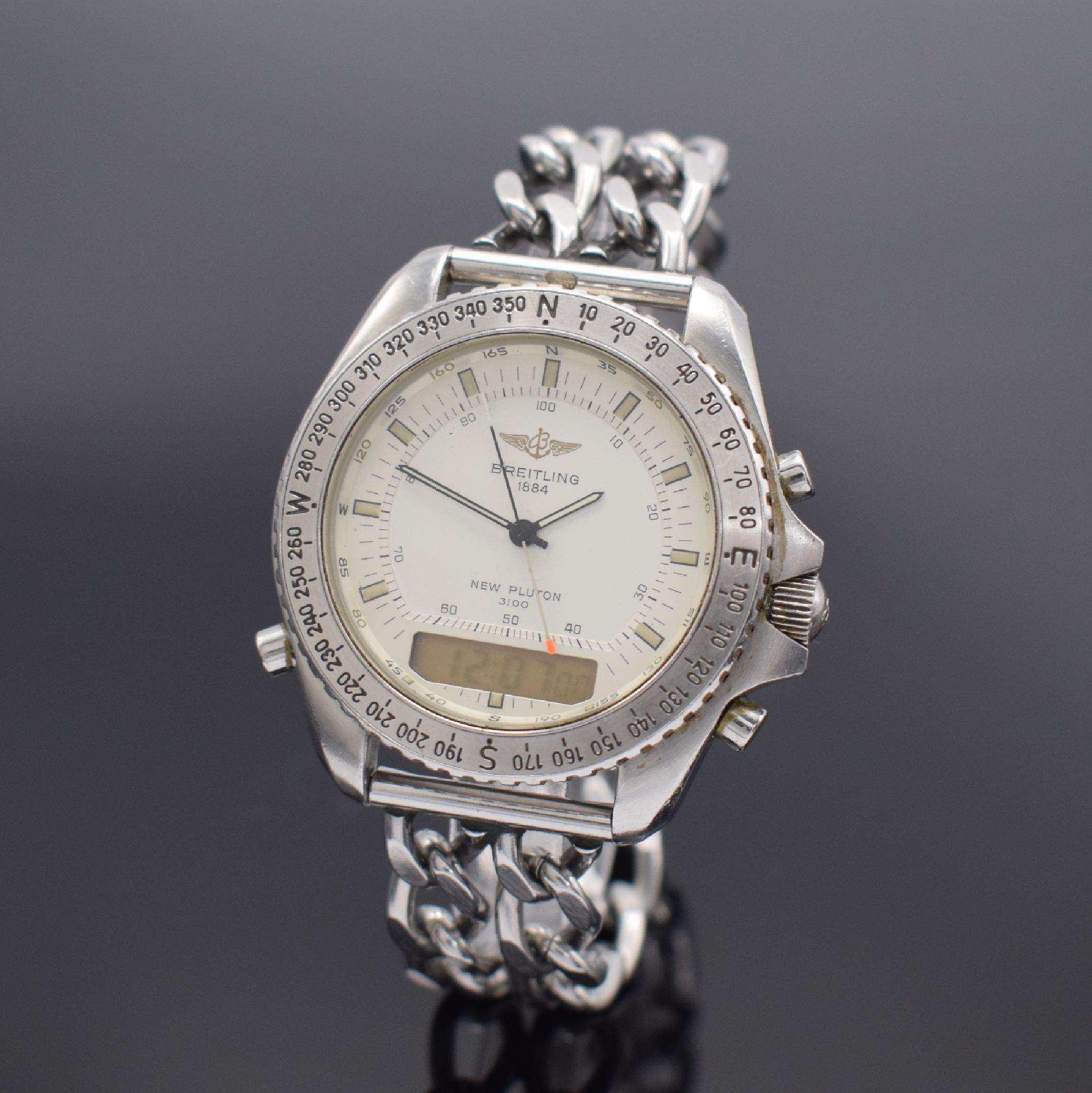 BREITLING New Pluton Herrenarmbanduhr in Stahl, Schweiz 1990er Jahre, quarz, Ref. A51037, Boden & Krone verschr., neutr. Stahlband m. Faltschl., ...