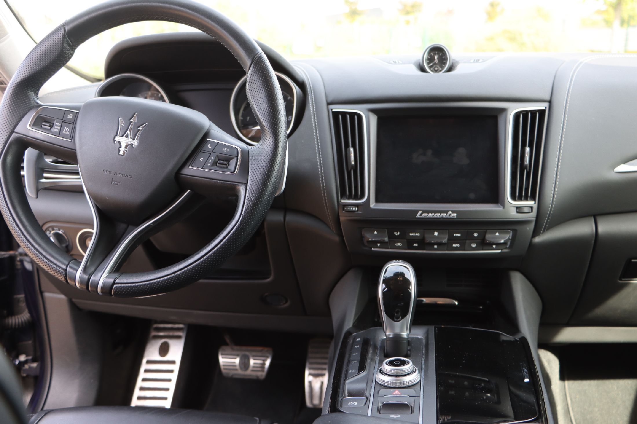 Detail f: Maserati Levante Q4 GRAN SPORT, EZ: 03/2018, Fahrgestellnummer: ZN6TU61B00X29101, Laufleistung ca. 40.000 Km abgelesen, HU 03/2023, ...