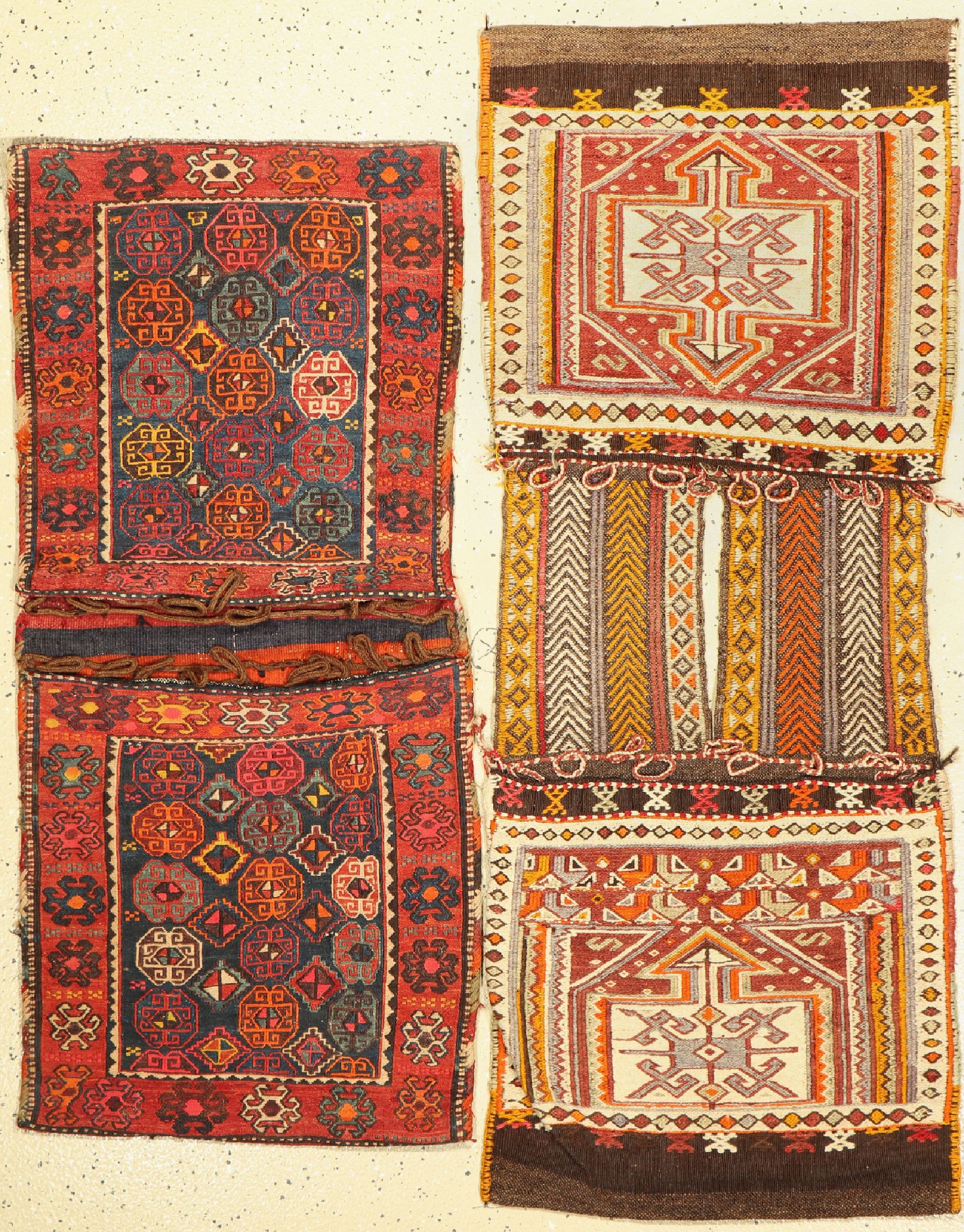 2 Doppeltaschen, Türkei/Persien, um 1940, Wolle/Wolle & Wolle Baumwolle, ca. 137 x 52cm & 110 x 52cm, EHZ: 2