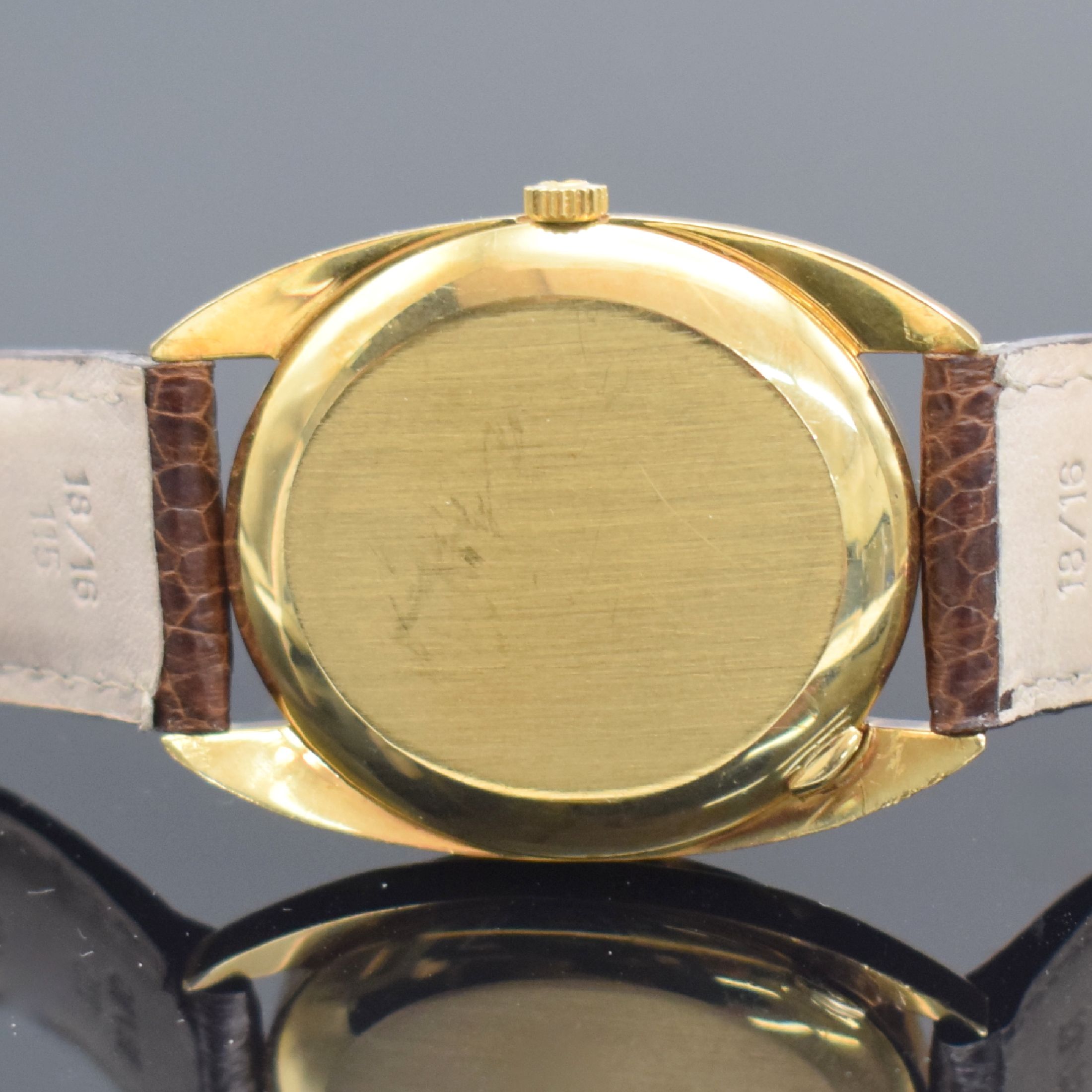 Detail c: OMEGA De Ville Armbanduhr in GG 750/000 Referenz 151.018, Automatik, Schweiz um 1968, ovales, 2-teil. Geh., Boden aufgedr., verg. Zifferbl. m. arab. ...