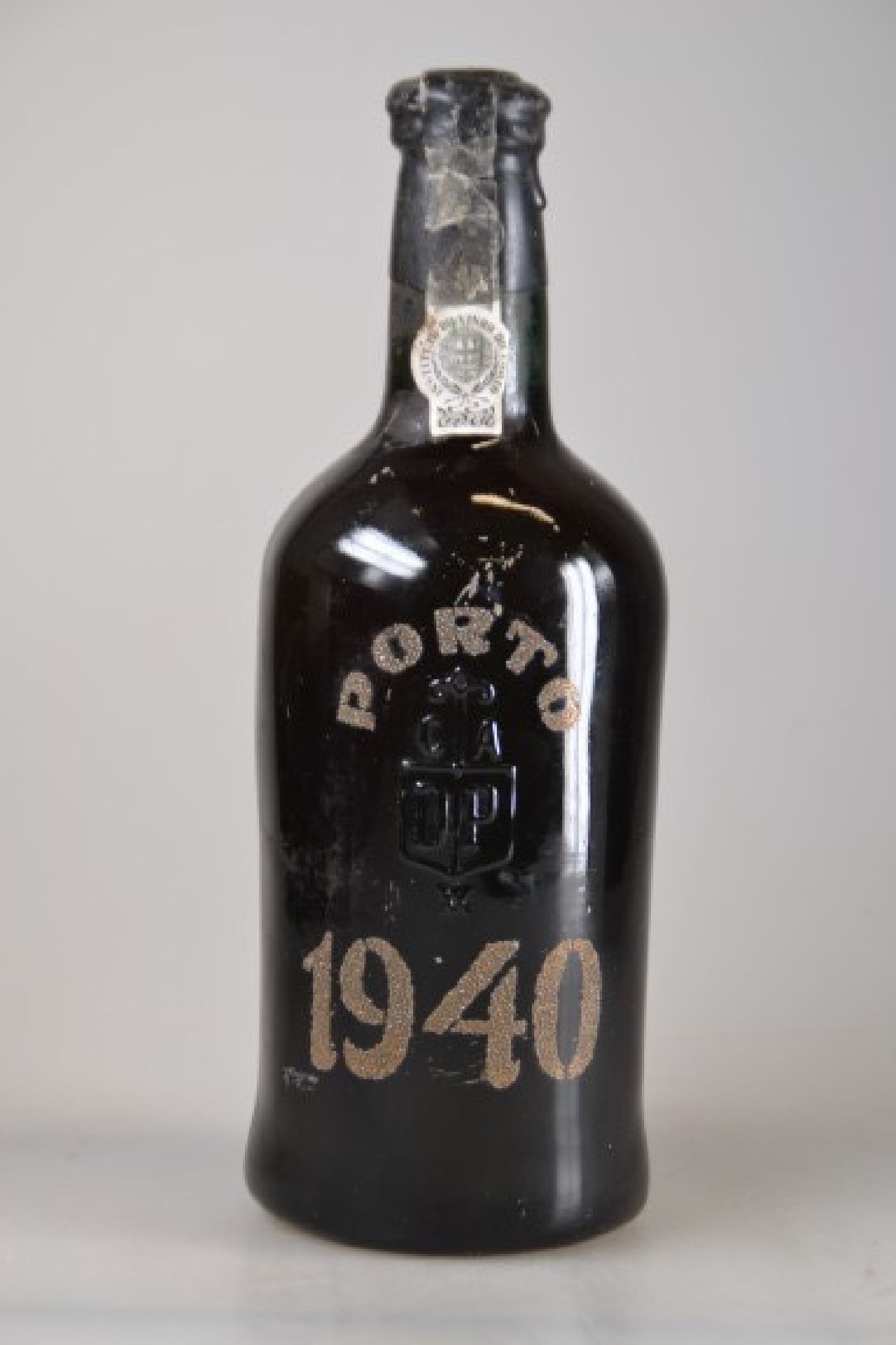 Detail a: 1 Flasche 1940 Royal Oporto Colheita, Vinho do Porto, ca. 750ml, min. ber., in Holzkiste