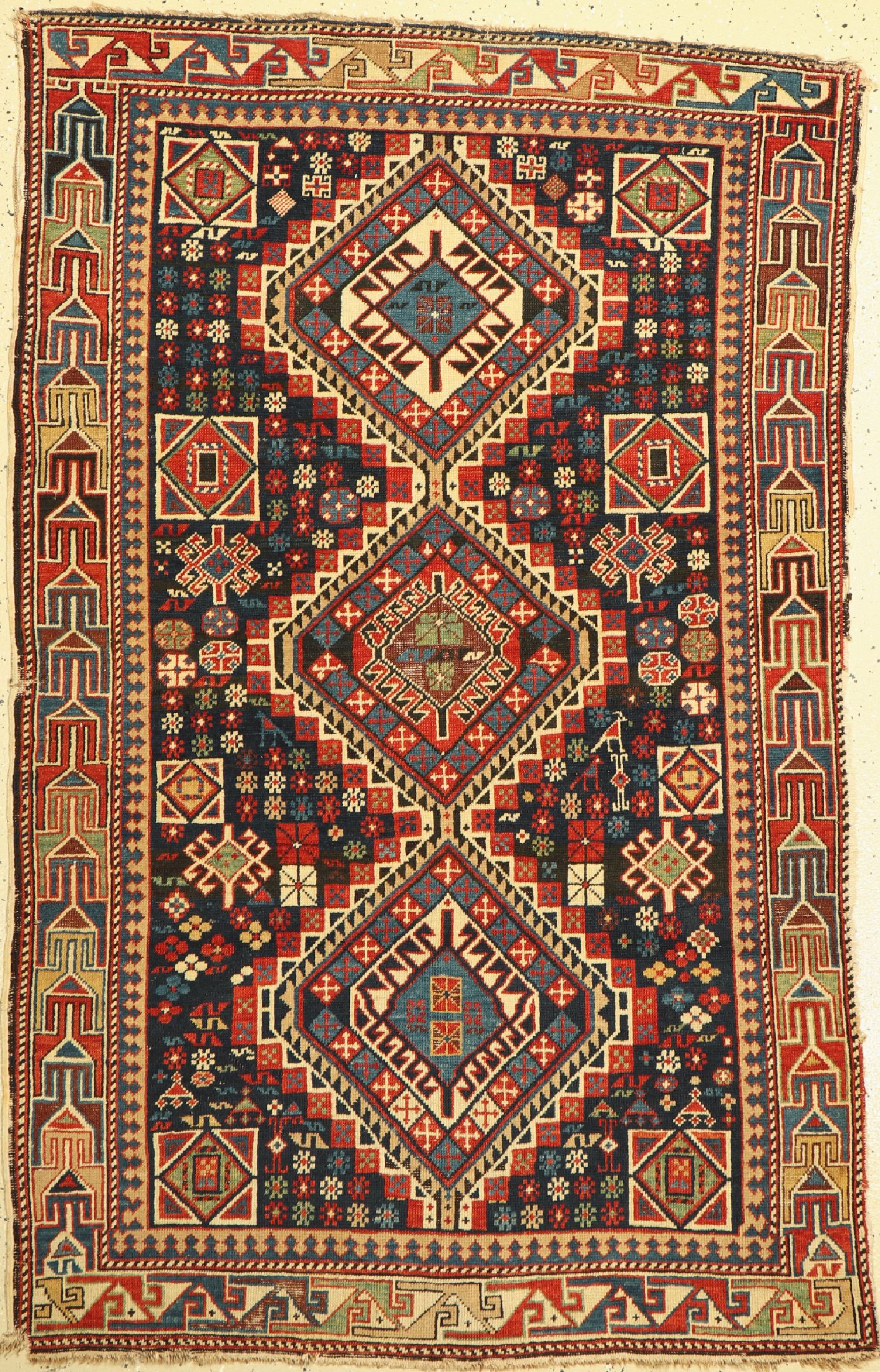 Antiker Schirwan, Kaukasus, 19.Jhd., Wolle auf Wolle, ca. 183 x 118 cm, EHZ:(Alters-und Gebrauchsspuren)
