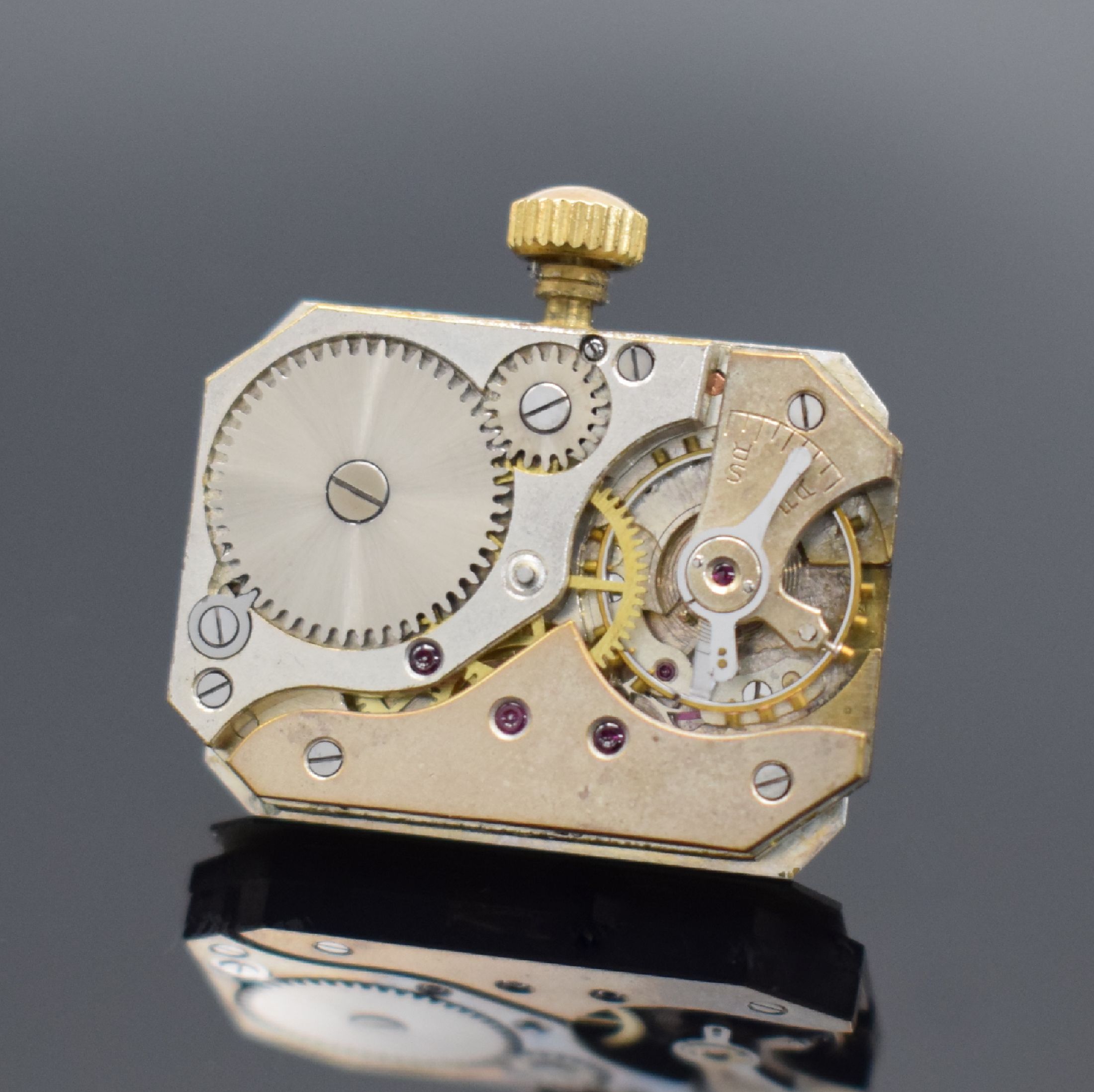 Detail d: UROFA Glashütte Armbanduhr mit Kaliber 58, Deutschland um 1935, Handaufzug, verg. Gehäuse, Stahlboden aufgedr., silb. Zifferbl. m. aufges. ...