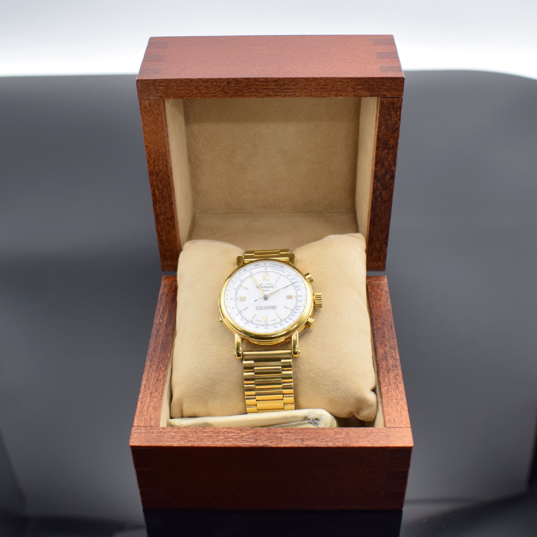 Detail f: COMOR Stop-Seconde limitierte vergoldete Herrenarmbanduhr mit Chronograph, Schweiz verk. lt. beil. Zertifikat 12/1992, Werk 1950er Jahre, Handaufzug, ...