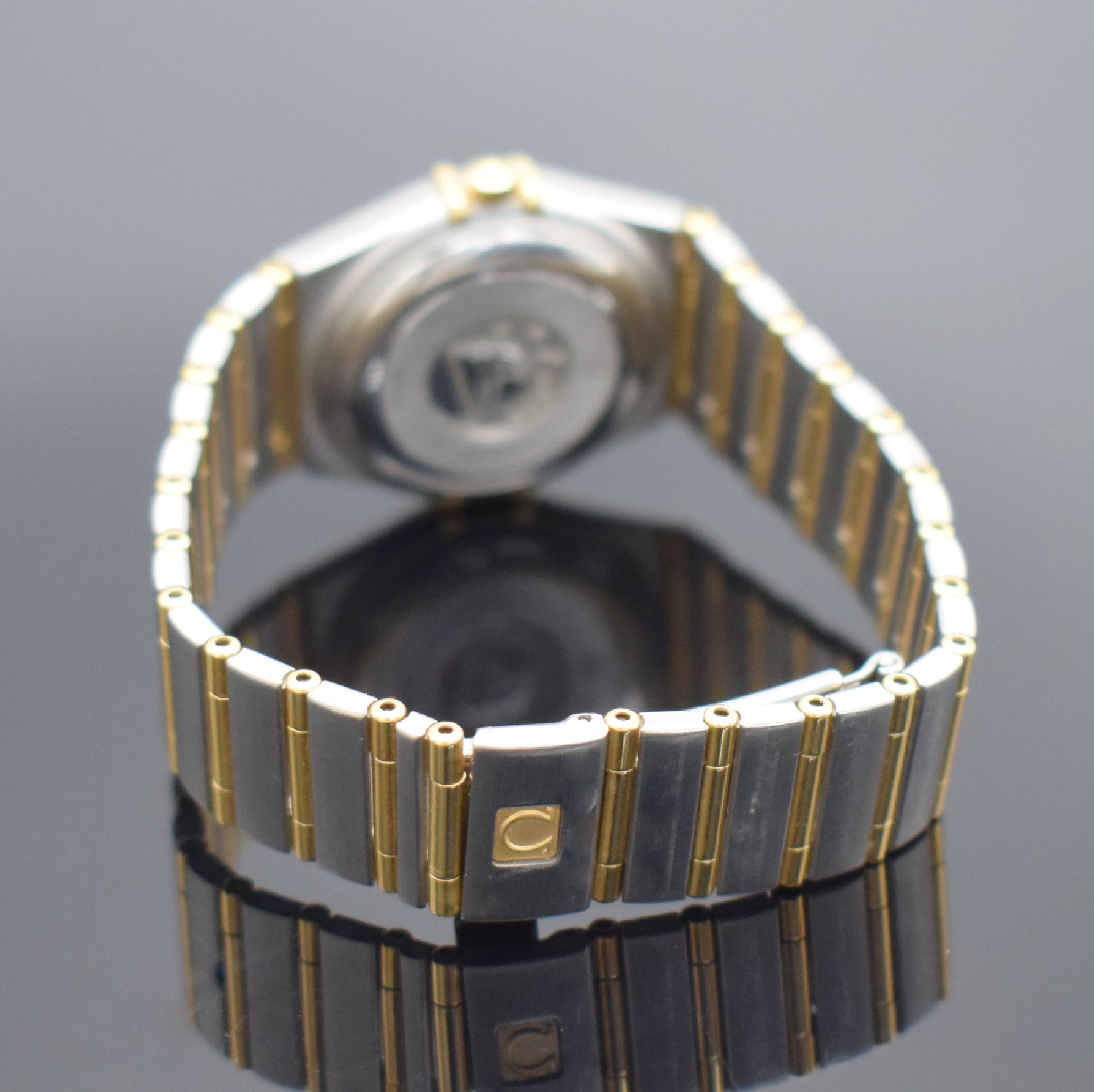 Detail b: OMEGA Constellation Damenarmbanduhr Referenz 12923000, Schweiz verk. 01/2009, Automatik, Edelstahl & Gold komb., Goldlünette m. röm. Zahlen, ...