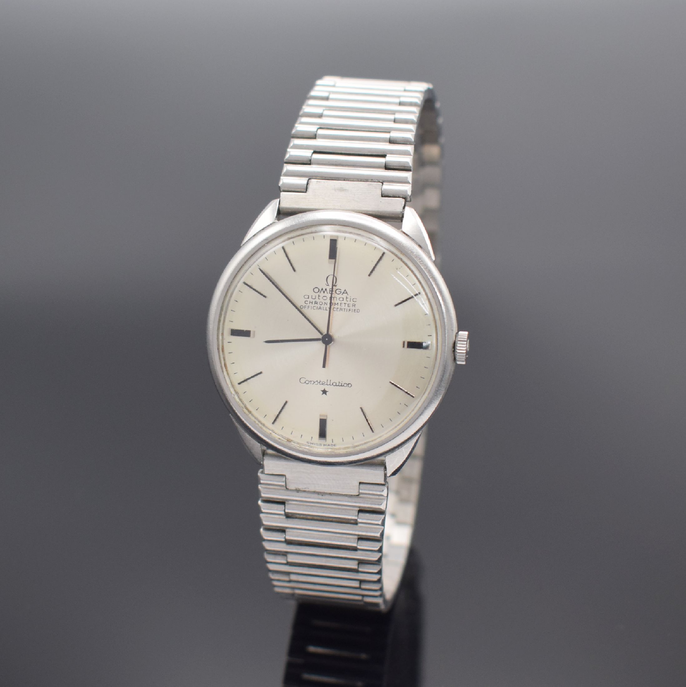 OMEGA Constellation Chronometer Armbanduhr mitoriginal Präzisionszeugnis & Etui, Schweiz um 1968, Automatik, Referenz 163.001, 3-teil. Geh., Boden & ...